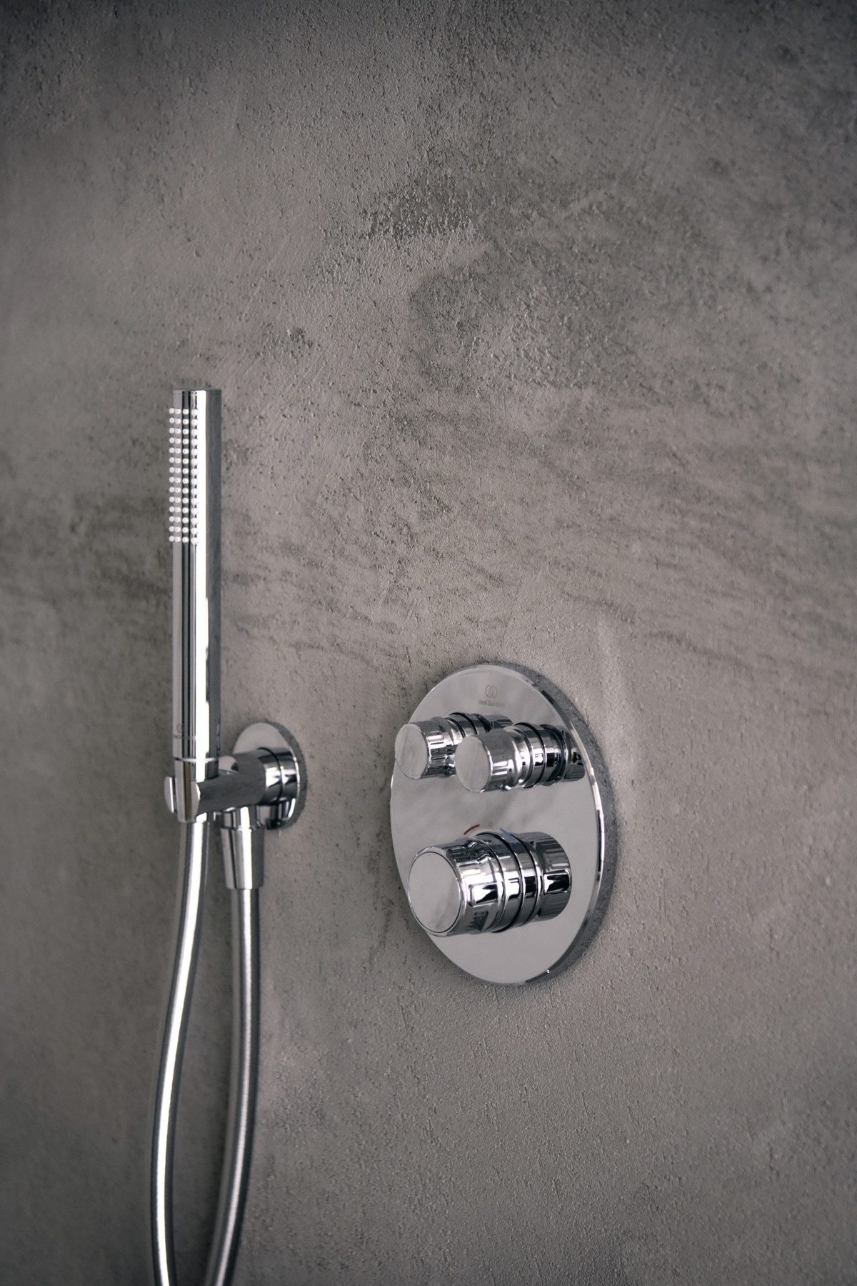 Ideal Standard Handbrause Idealrain, Easy Clean Düsen, Anti-Kalk-Funktion