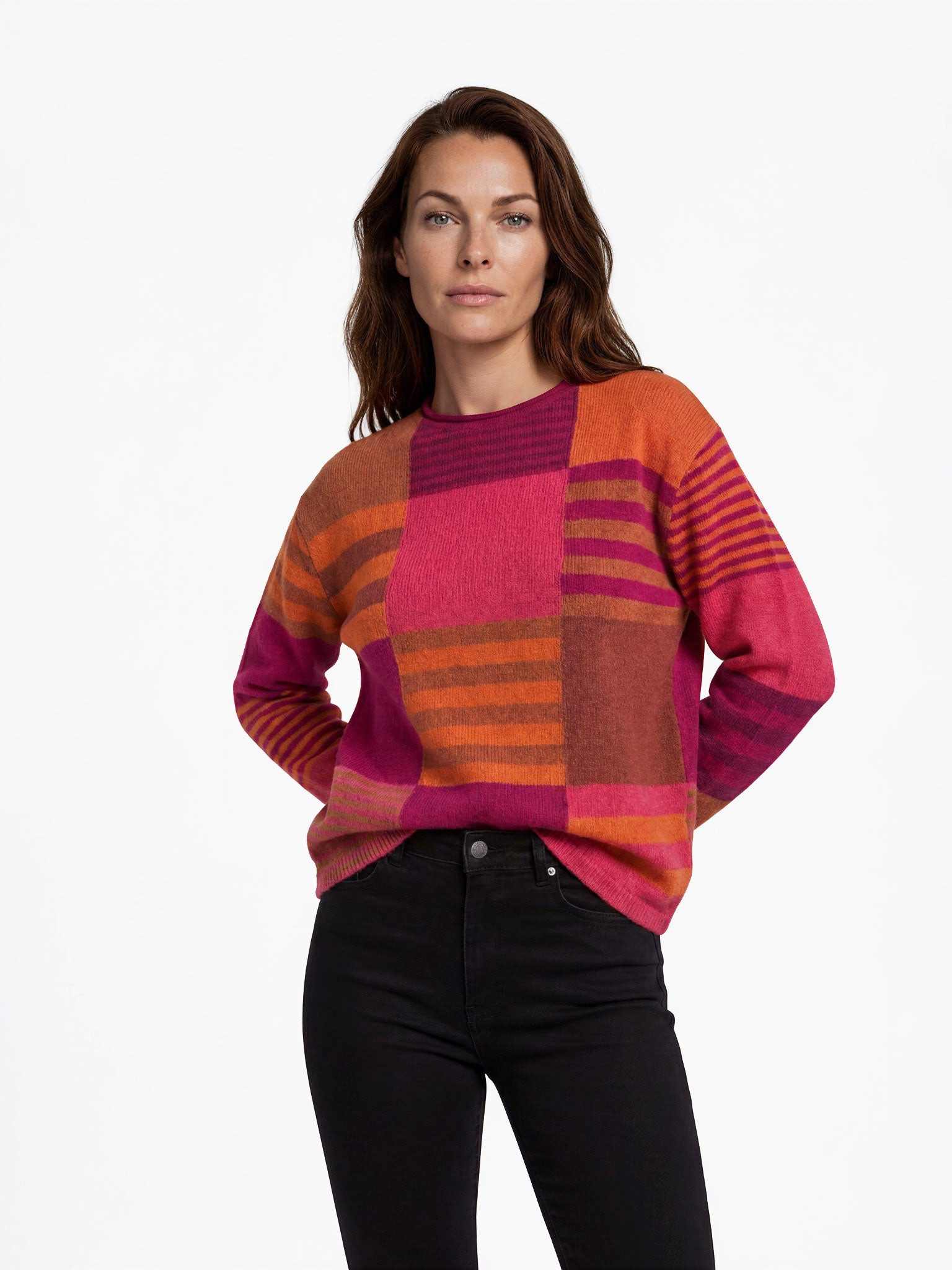 FRISTED Strickpullover Damen Patchwork Lammwolle Rundhals Relaxed Fit Langarm Casual Feiner Strickpullover mit Quilting-Effekt und seitlichen Schlitzen