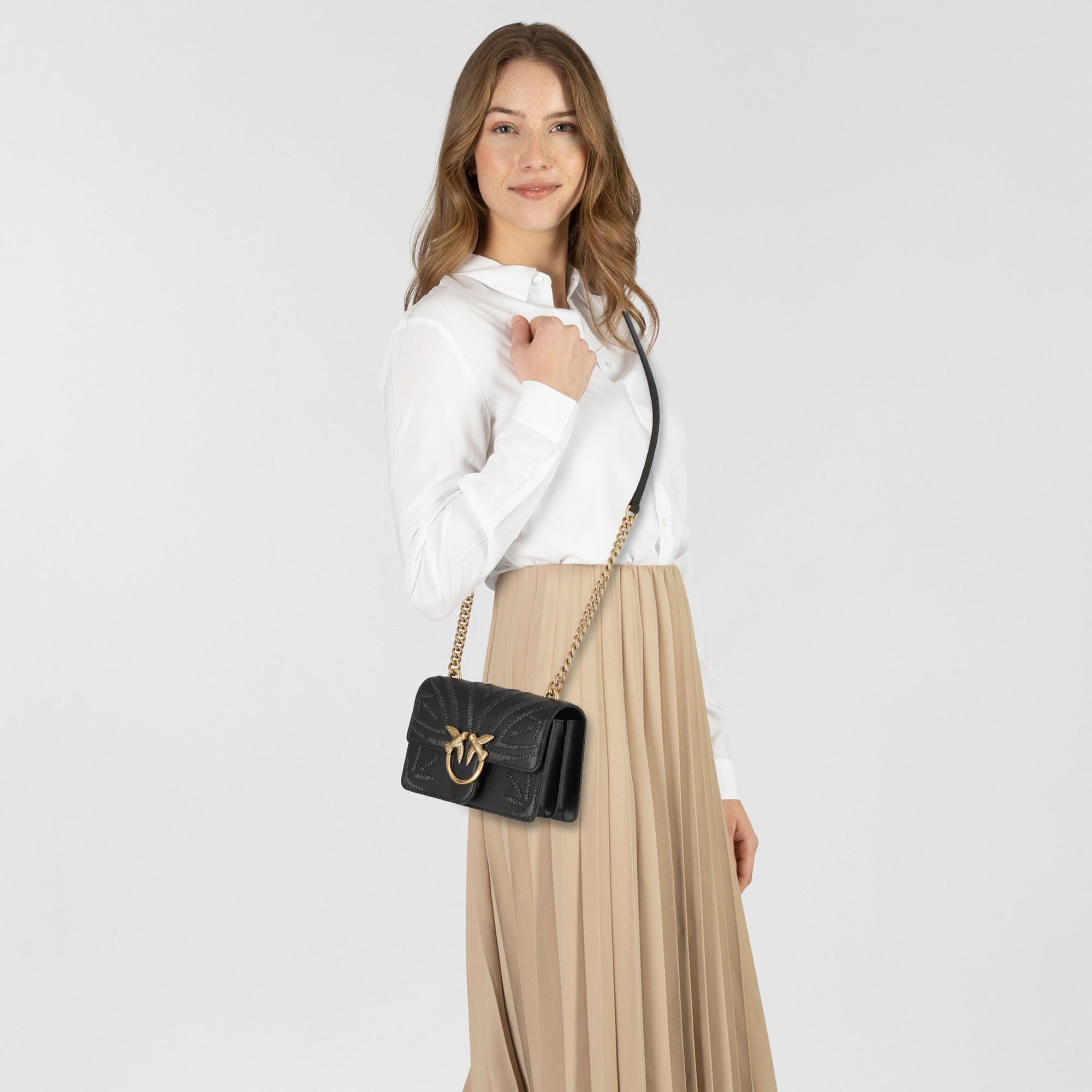 PINKO Umhängetasche Love One, Leder günstig online kaufen