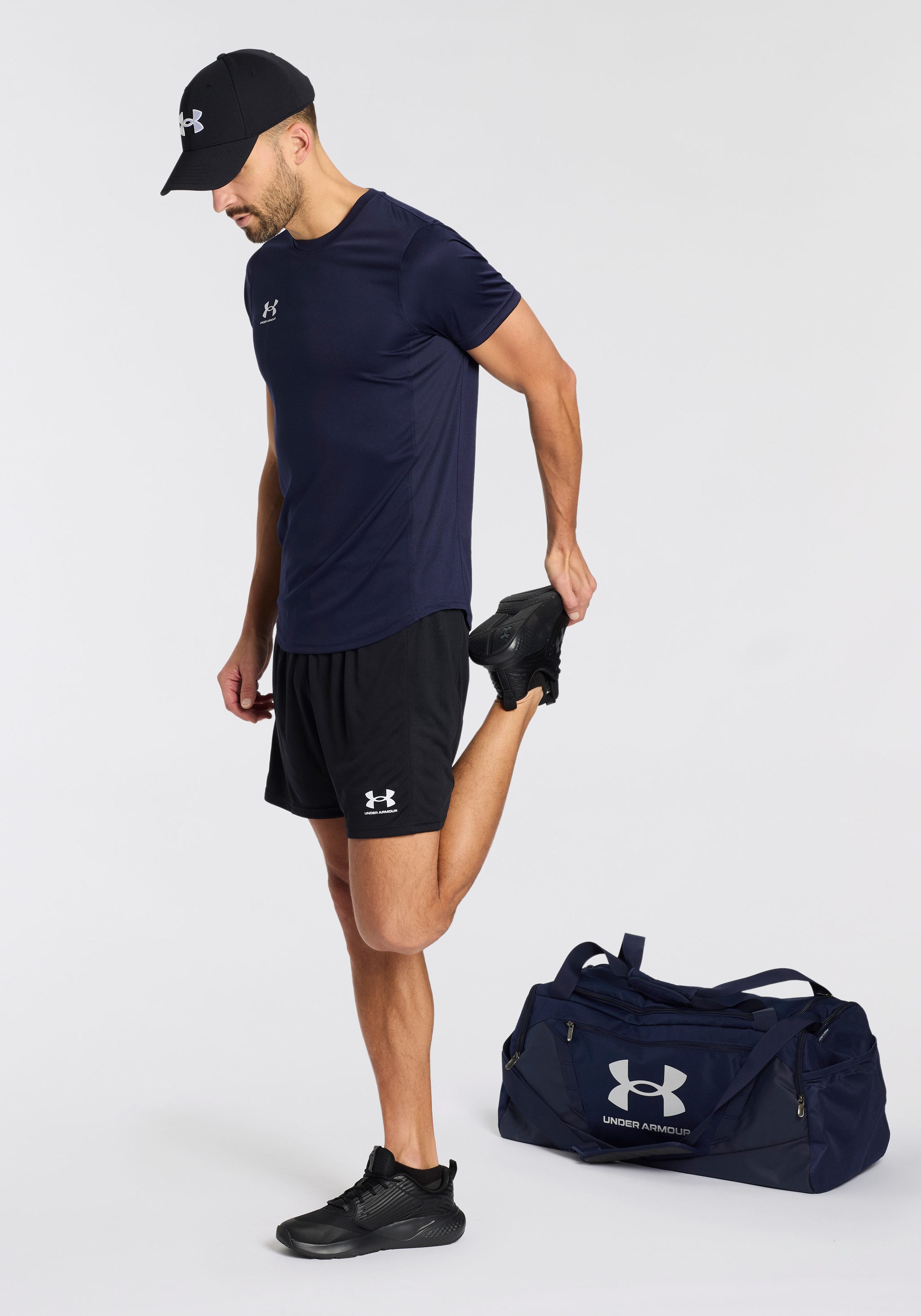 Under Armour® Shorts UA M CHALLENGER TRAIN SHORT (1-tlg)