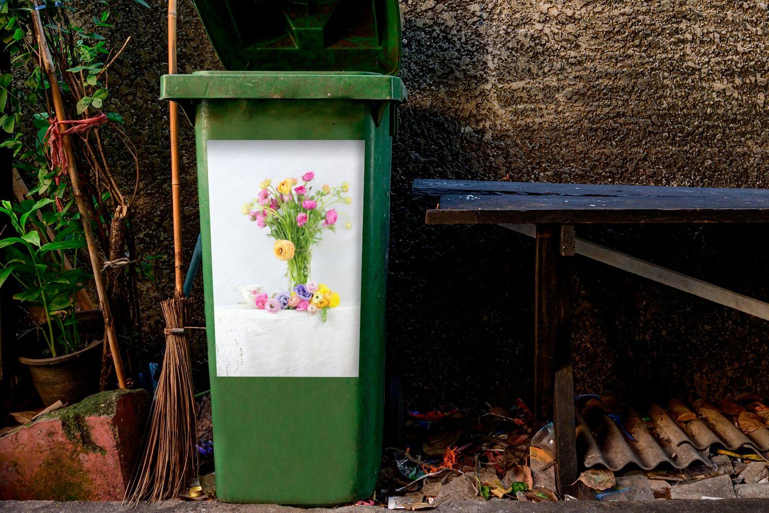 - Wandsticker Mülleimer-aufkleber, Blumen Sticker, (1 Container, Abfalbehälter Mülltonne, St), MuchoWow - Farben Stillleben