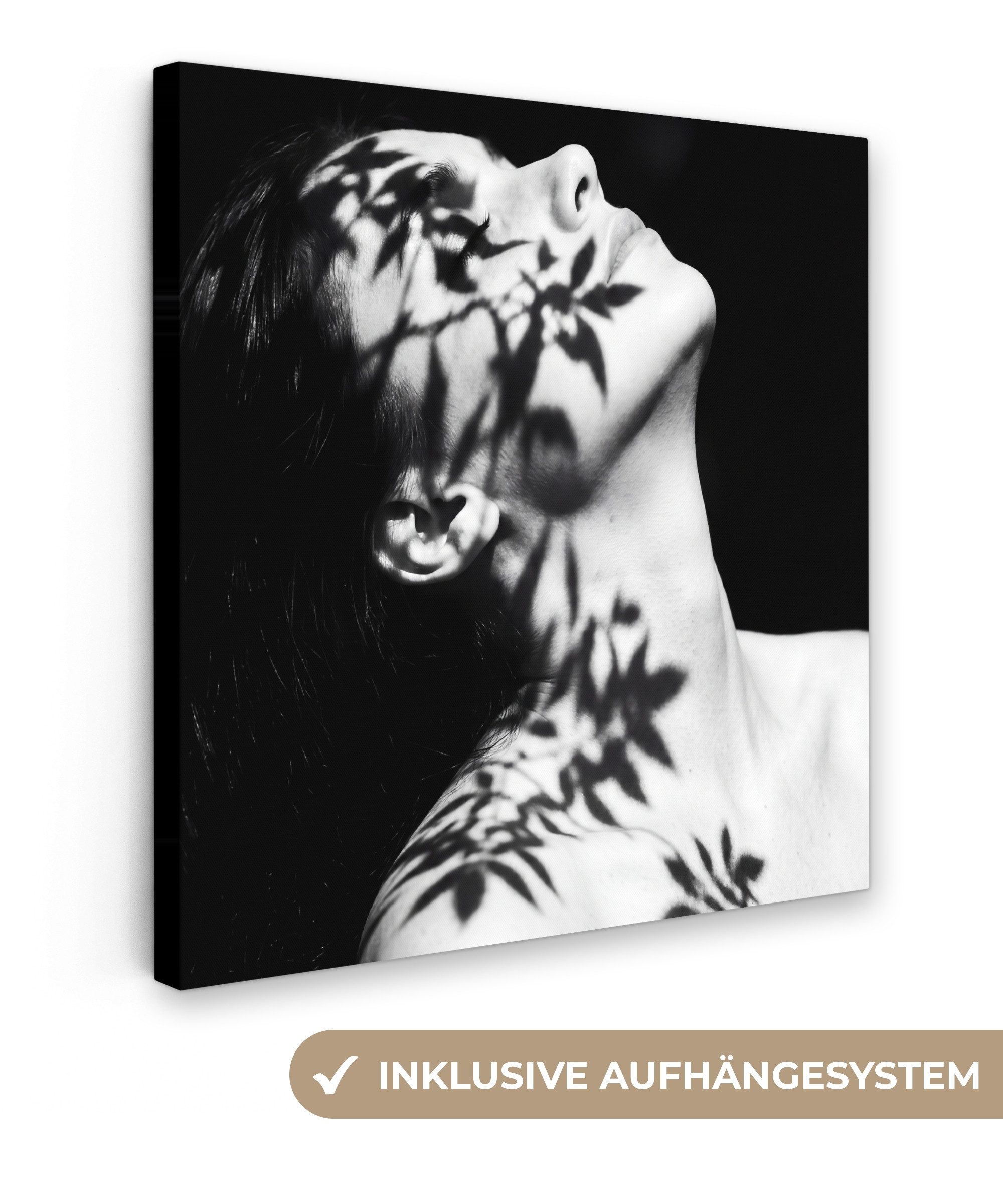 OneMillionCanvasses® Leinwandbild Gesicht - Schatten - Laub - Schwarz - Weiß - Intim, Fotodruck (1 St), Wandbild, Deko Schlafzimmer Wohnzimmer Flur 20x20 cm