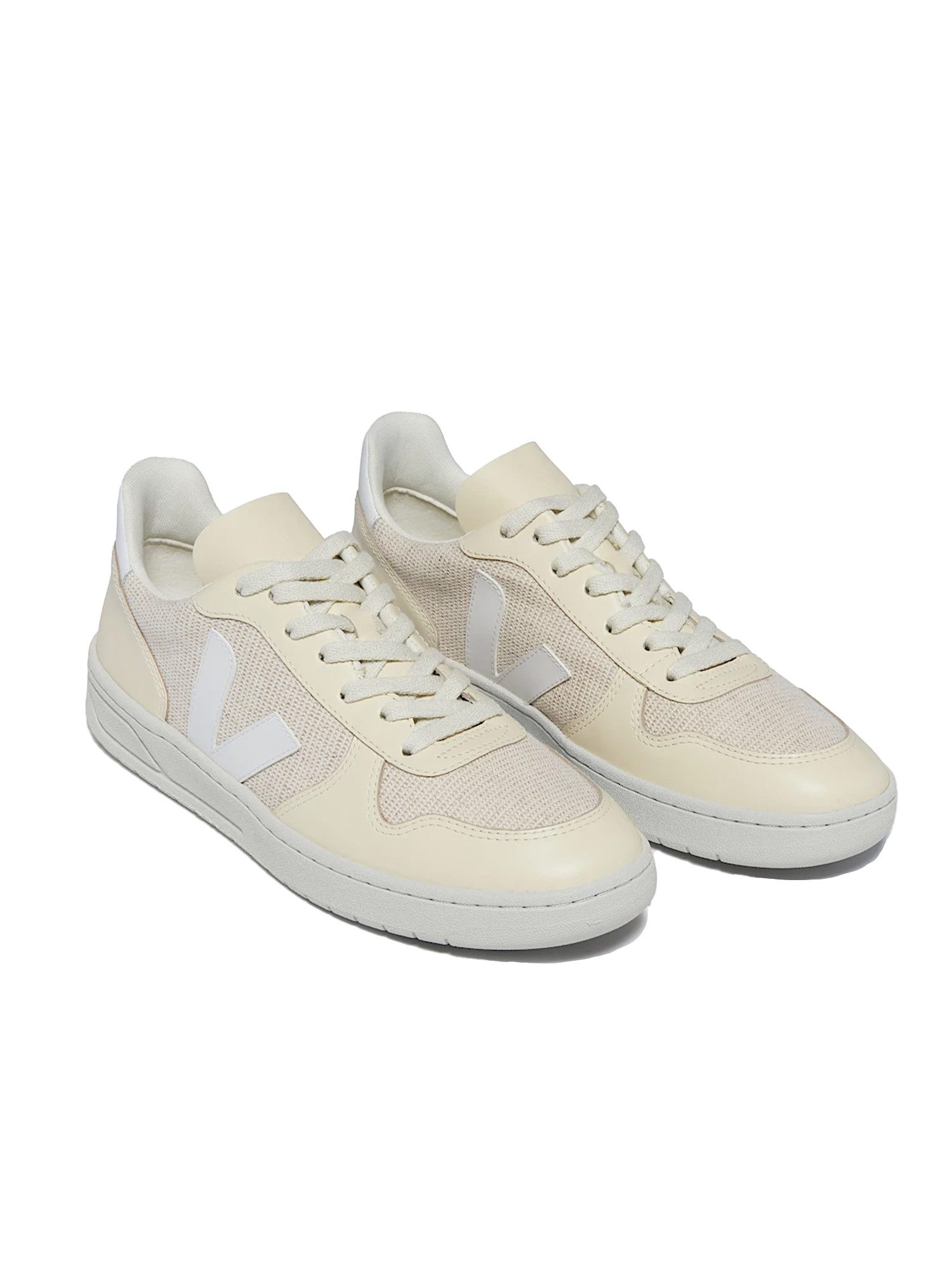 VEJA V-10 J-Mesh Sneaker