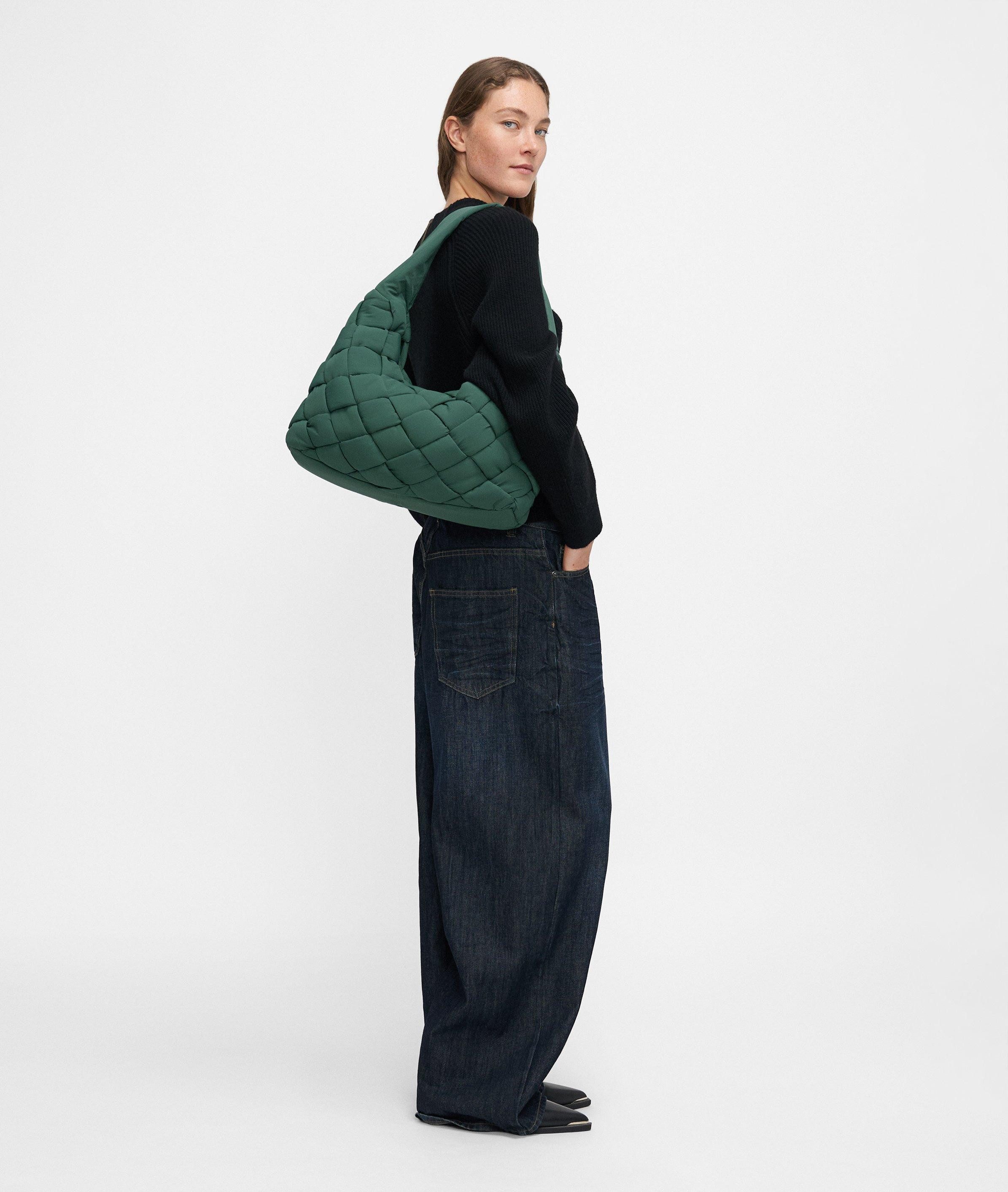 Liebeskind Berlin Schultertasche Nylon Bo Hobo L, Große Tasche aus Nylon mit wattierter Steppung