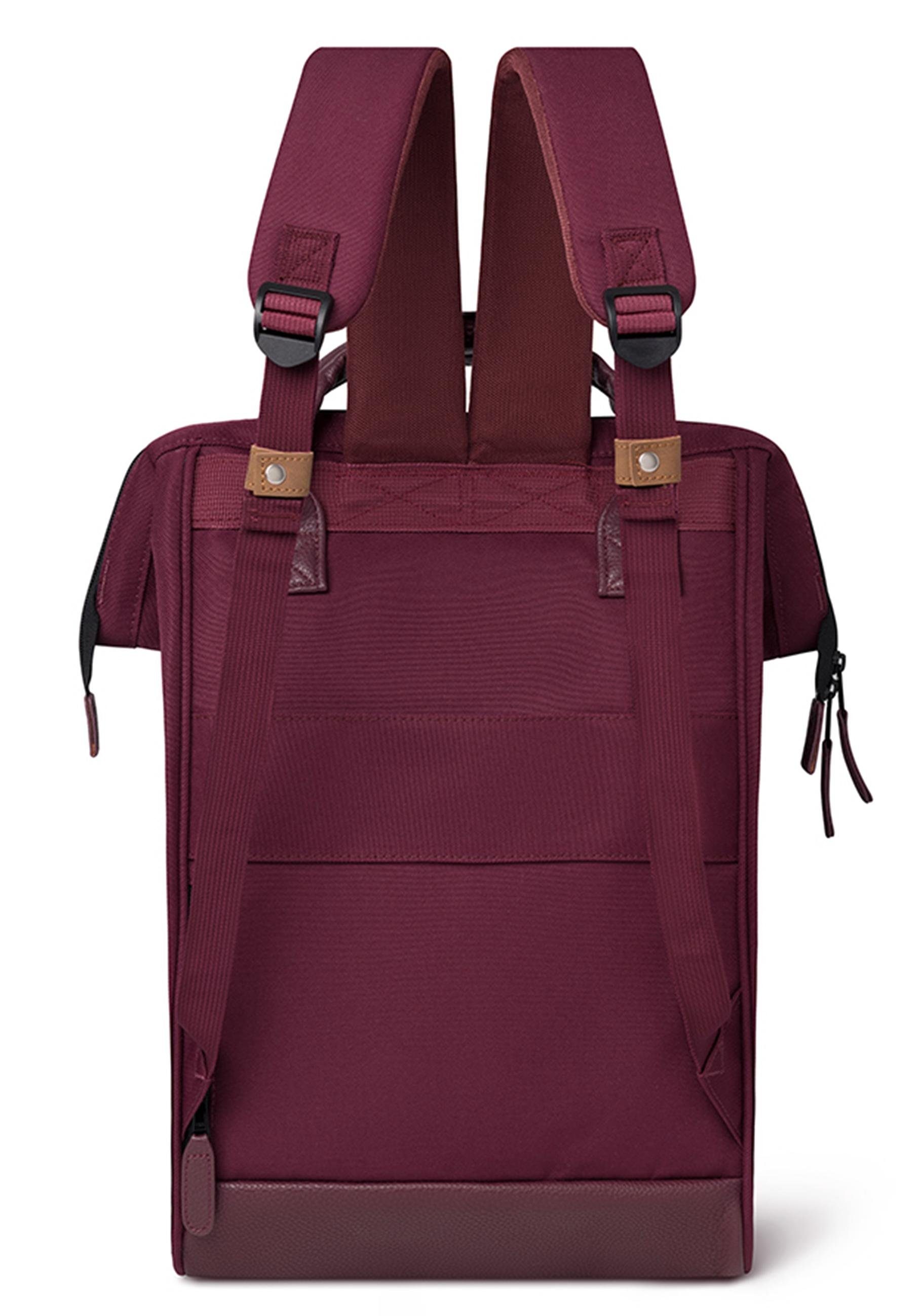 Adventurer L bordeaux aus Recycled, recycelten Materialien CABAIA Tagesrucksack Cityrucksack