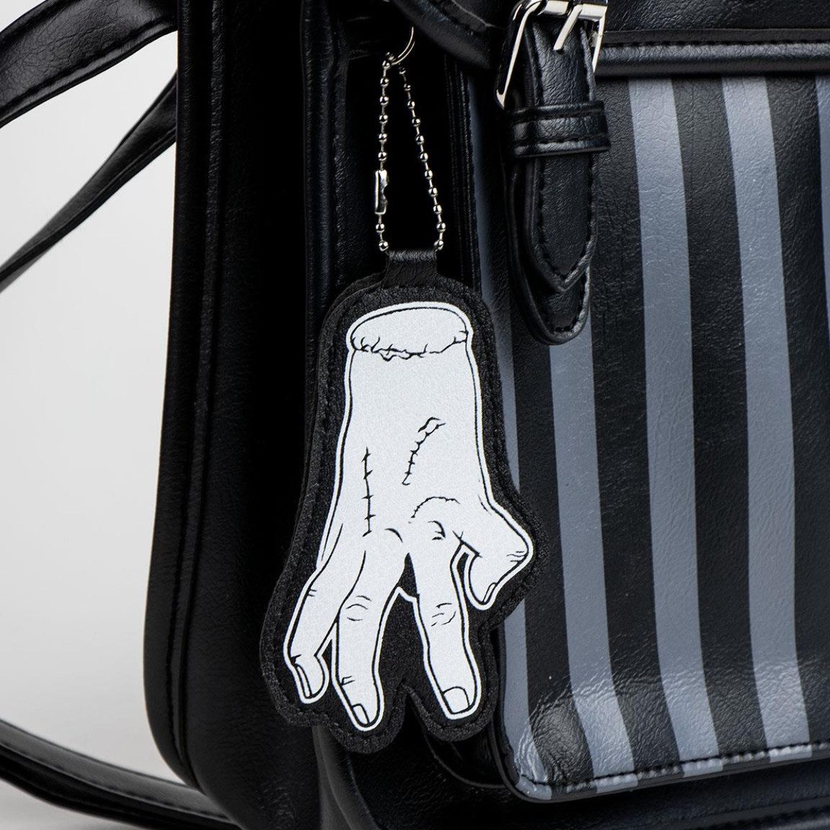 Cerda Rucksack Wednesday Addams Rucksack Damen – Casual PU Rucksack – Mystery Look (Mehrfächer), aus Faux-Leder
