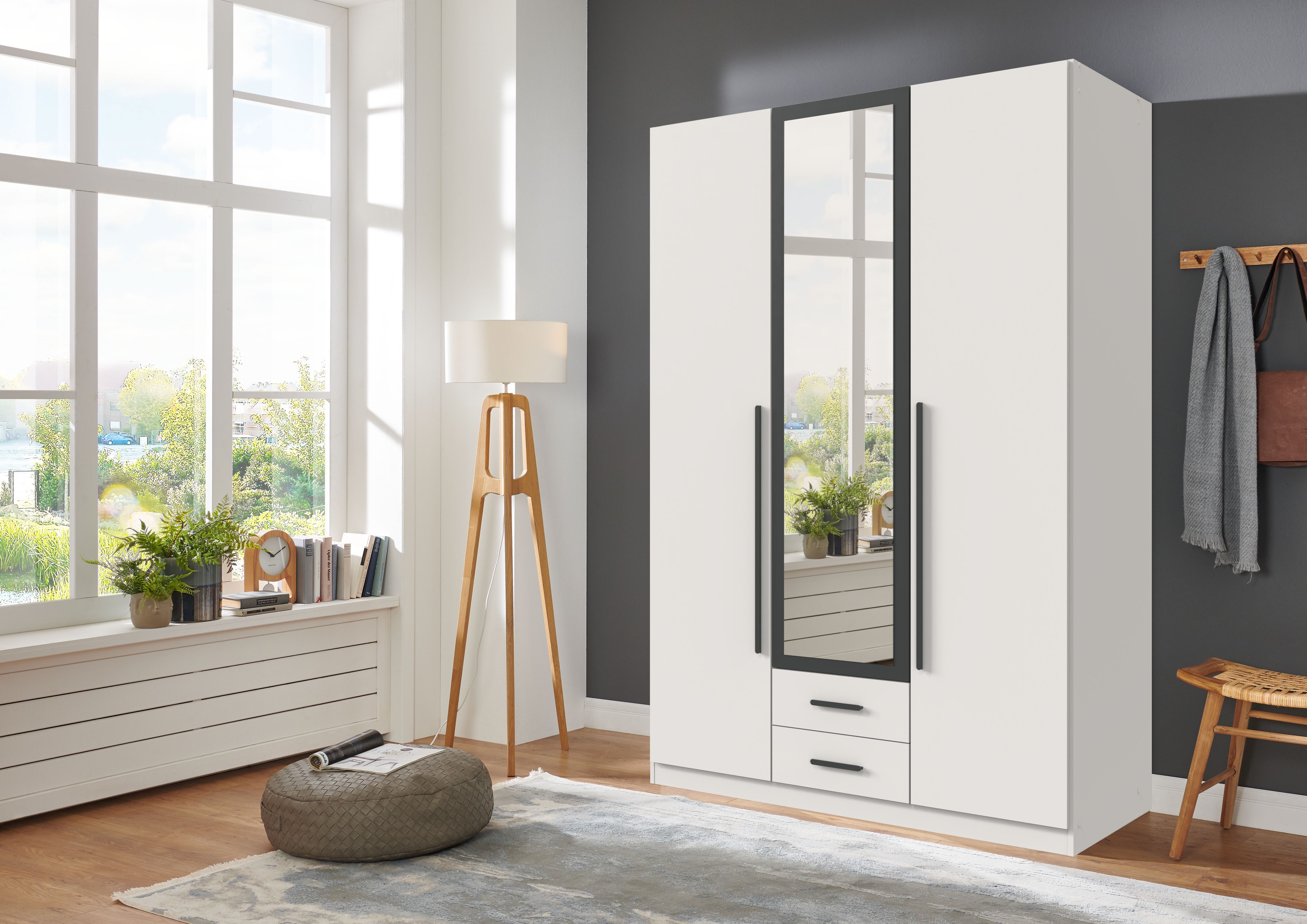 Wimex Kleiderschrank Marburg erhältlich in den Breiten 135cm & 180cm inkl. Spiegel und zwei Schubladen