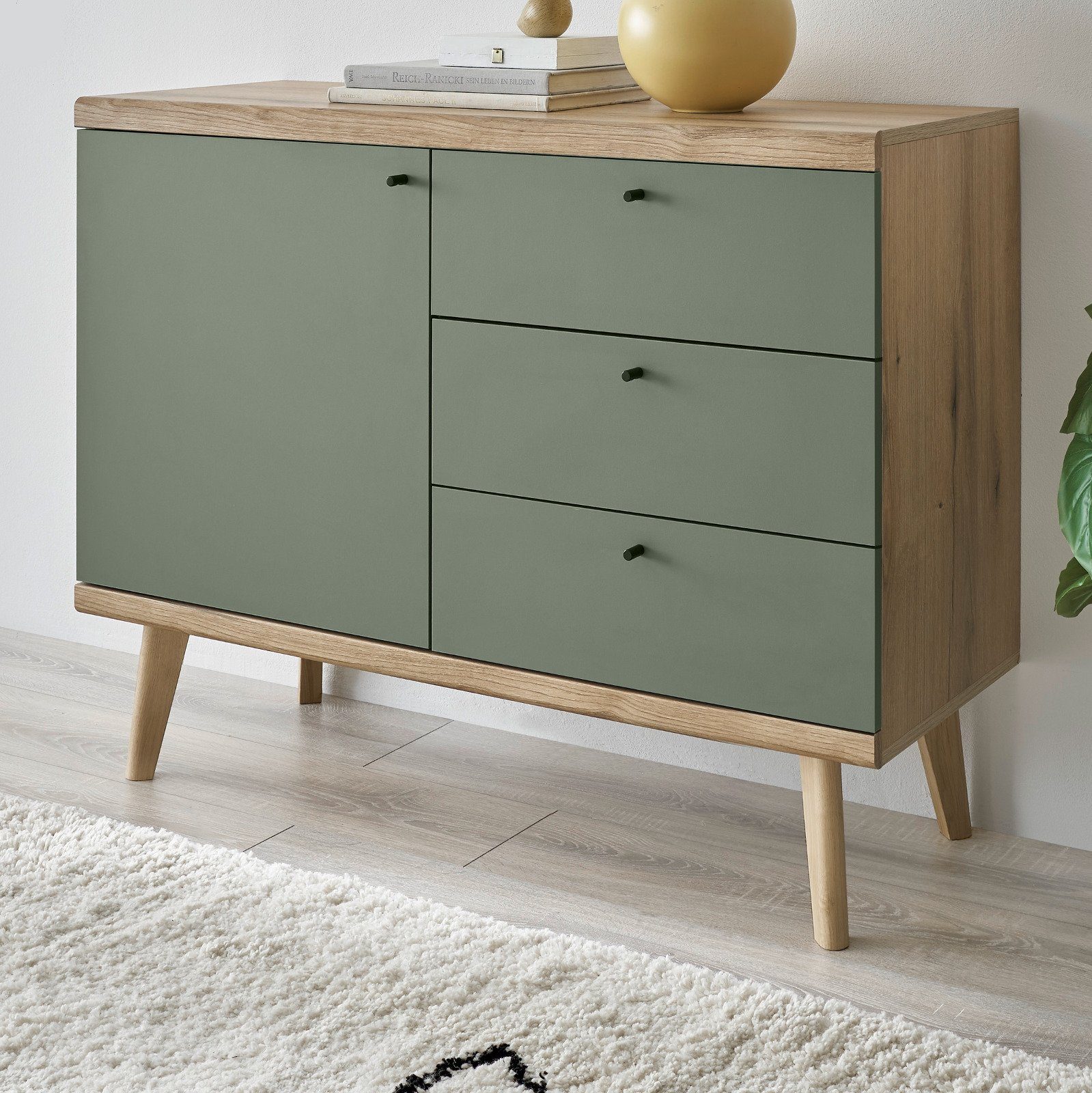 Furn.Design Kommode Juna (Sideboard in Evoke Eiche mit Salbei Grün, 107 x 83 cm), skandinavisches Design