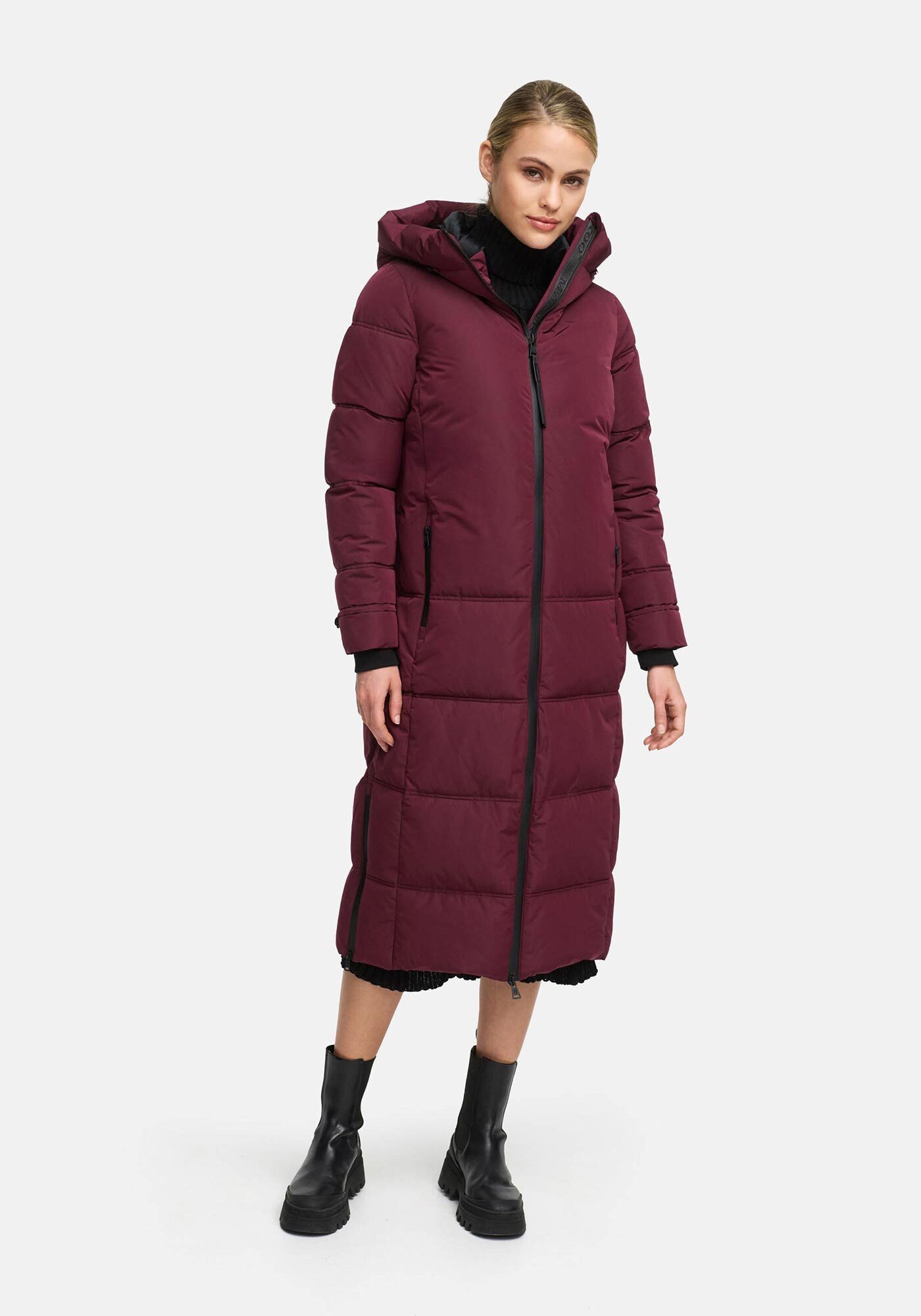 Marikoo Winterjacke Honiaa mit Seitenschlitzen für mehr Bewegungsfreiheit