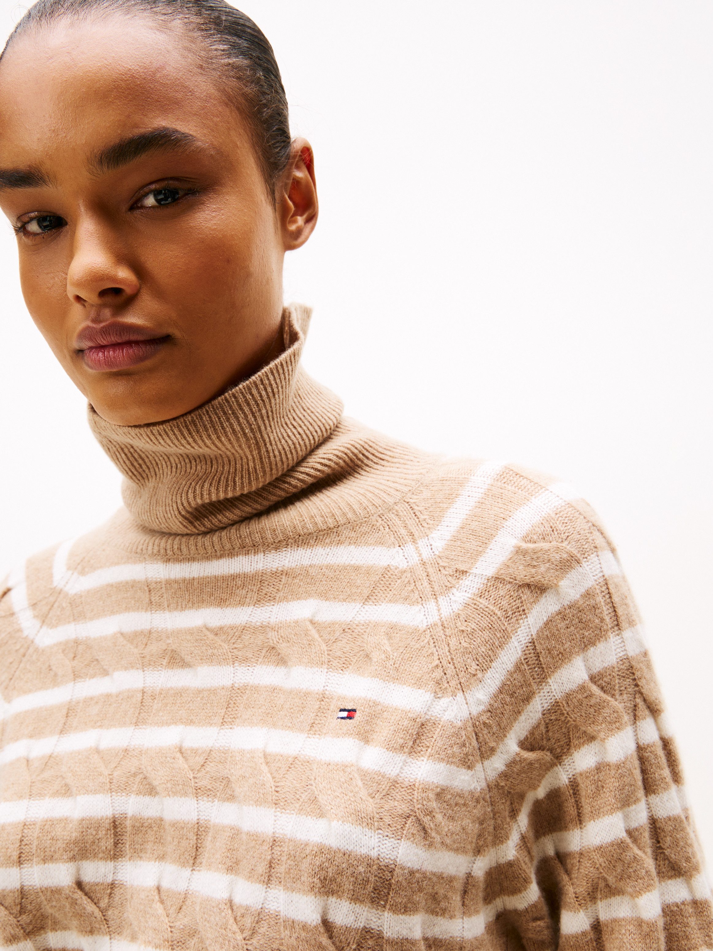 Tommy Hilfiger Rollkragenpullover SOFT WOOL CABLE ROLL-NK LS SWT mit Zopfmu günstig online kaufen