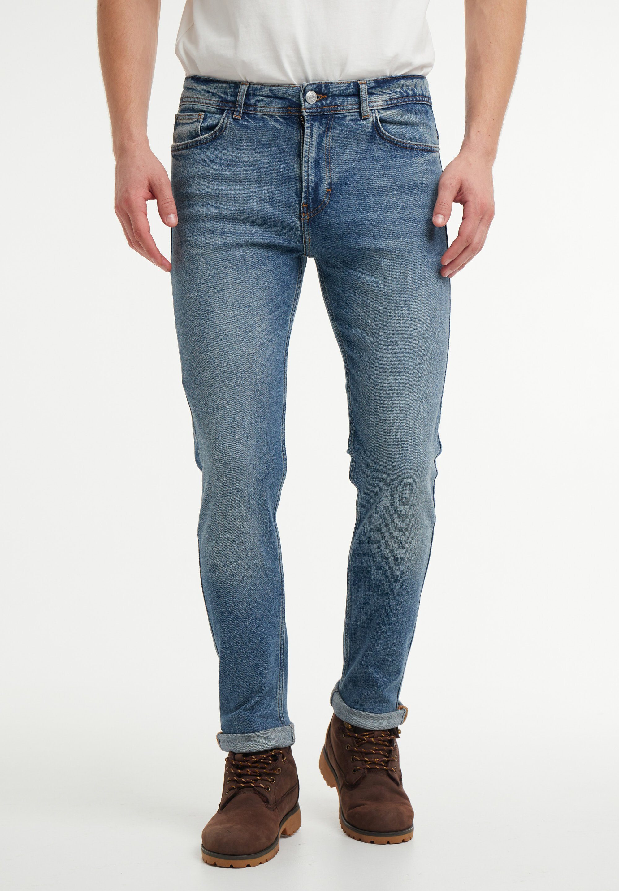 wem Tapered-fit-Jeans Oscar Tapered Fit – Mittlere Bundhöhe: Oben breiter, unten schmaler blue