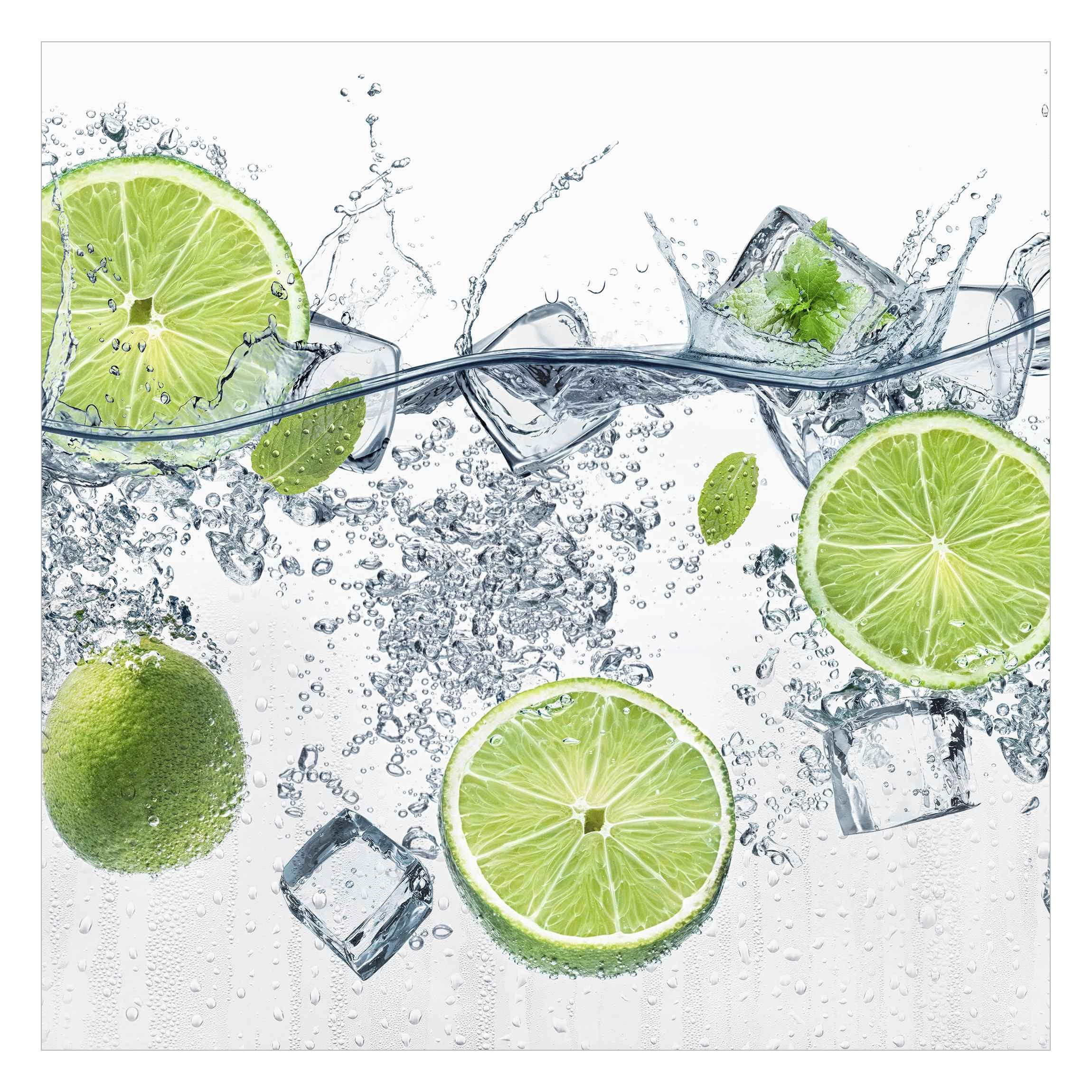 Bilderdepot24 Küchentapete Küche Erfrischende Limette Eiswürfe Wasser Kulin günstig online kaufen