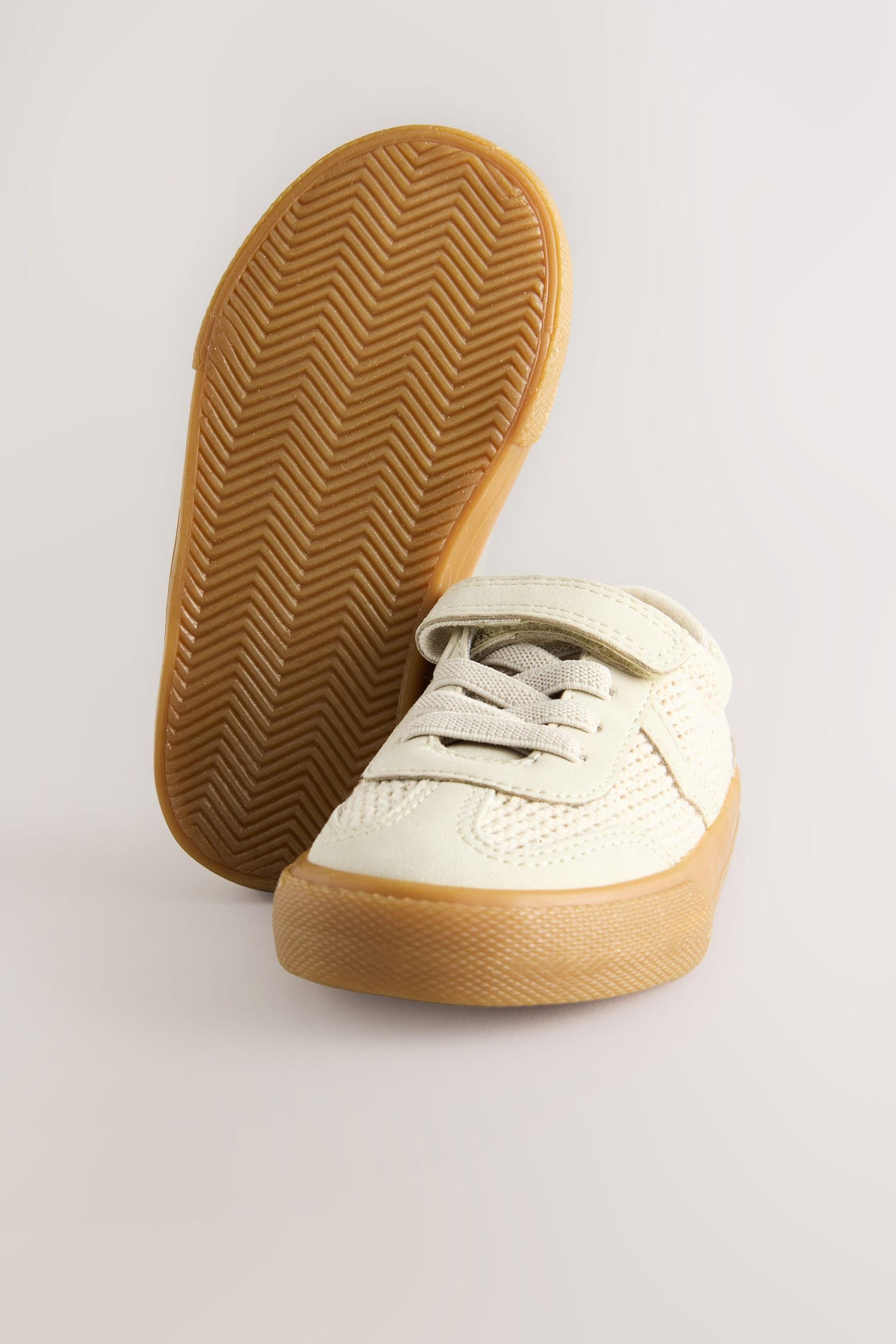 Next Sneaker mit Klettverschluss und Elastiksenkeln günstig online kaufen