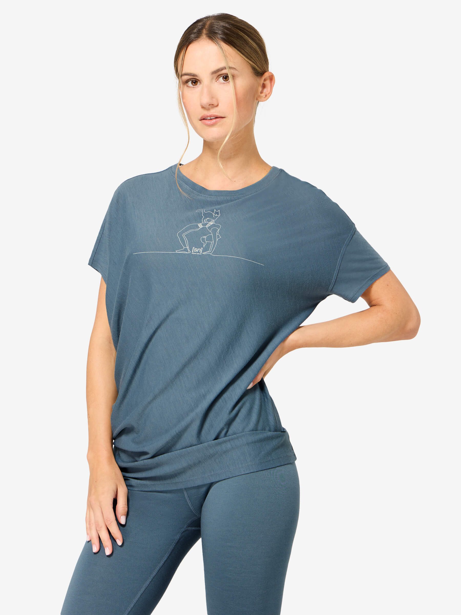 SUPER.NATURAL T-Shirt für Damen, Merino W CAT YOGA LOOSE TEE mit Tier-Motiv, atmungsaktiv