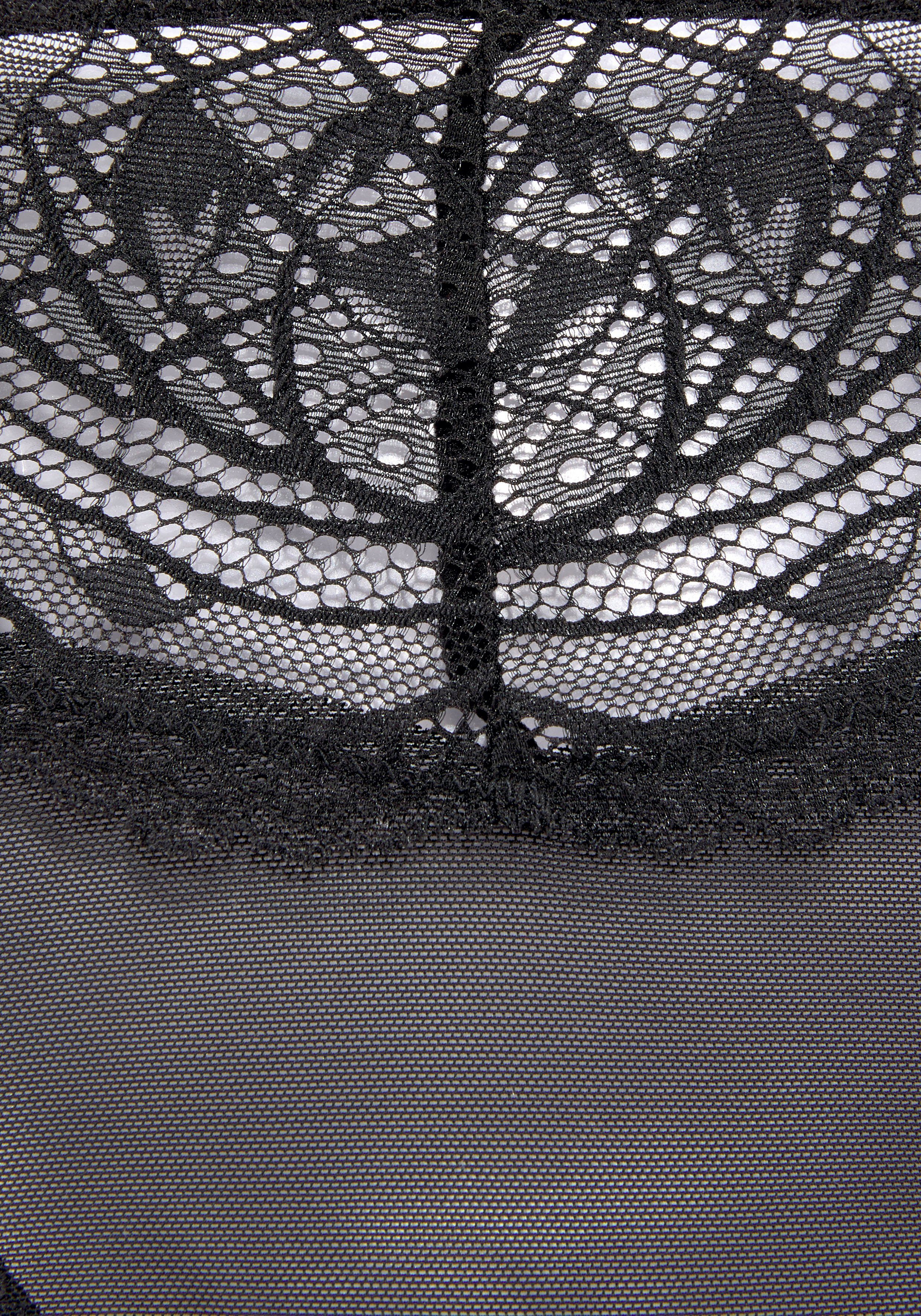 LASCANA String rundherum aus dezent transparenter Spitze