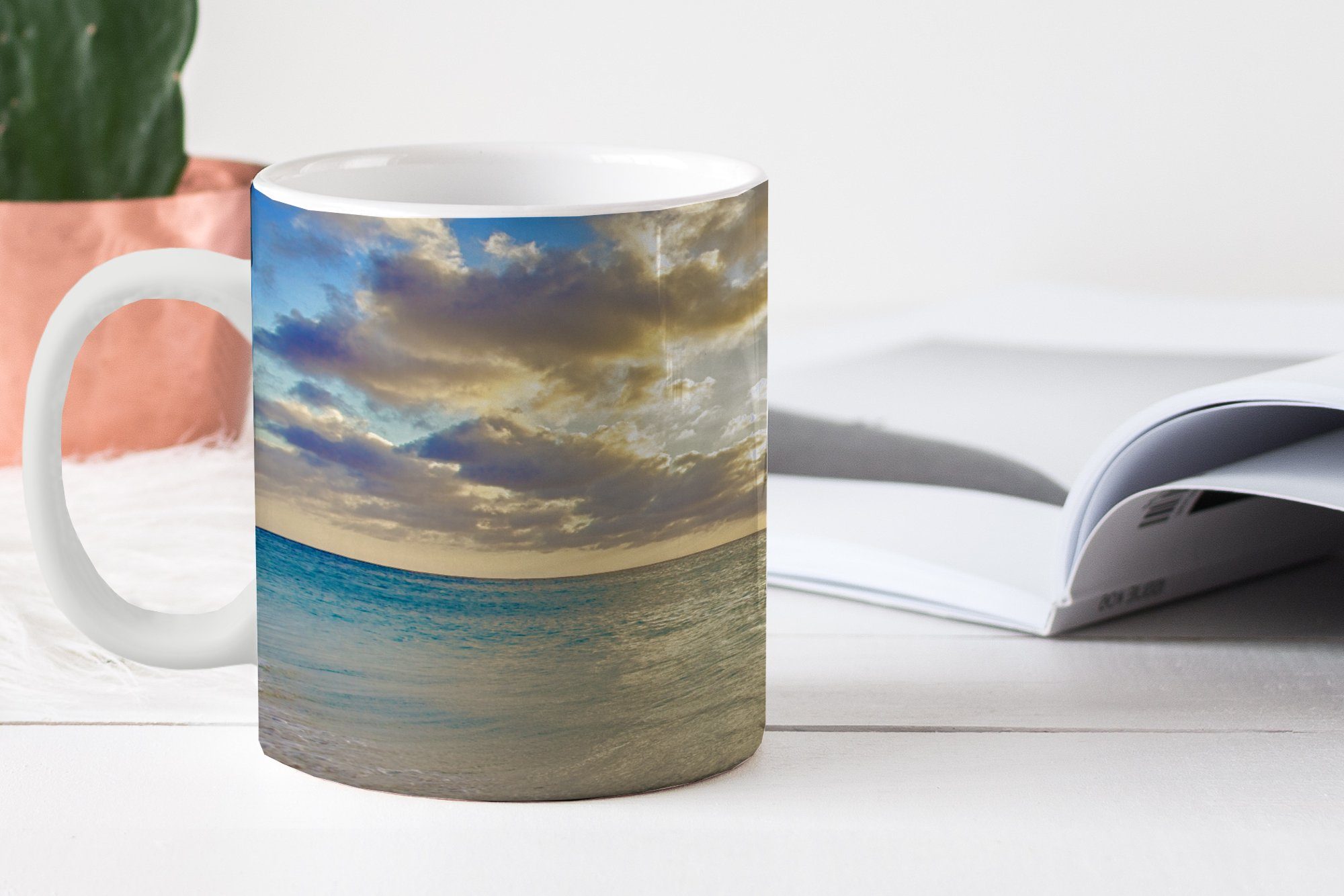 Keramik, Wolken Teetasse, Tasse Teetasse, Geschenk - - Kaffeetassen, - Sonne, Becher, Meer Strand MuchoWow