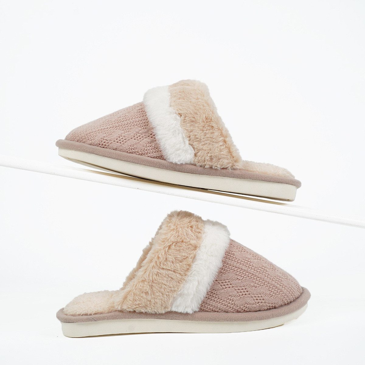 Coonoor Damen Herren Домашняя обувь Winter Warme Weiche Flache Plüsch Plüsch Домашняя обувь Шлепанцы Rutschfeste Outdoor/Indoor