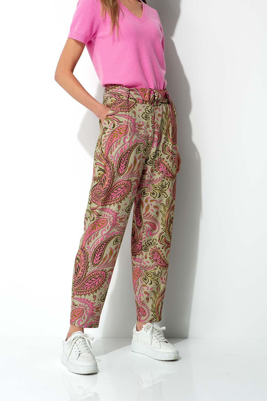CATNOIR 5-Pocket-Jeans CATNOIR Hose in Viskose Twill mit Print Paisley rosa