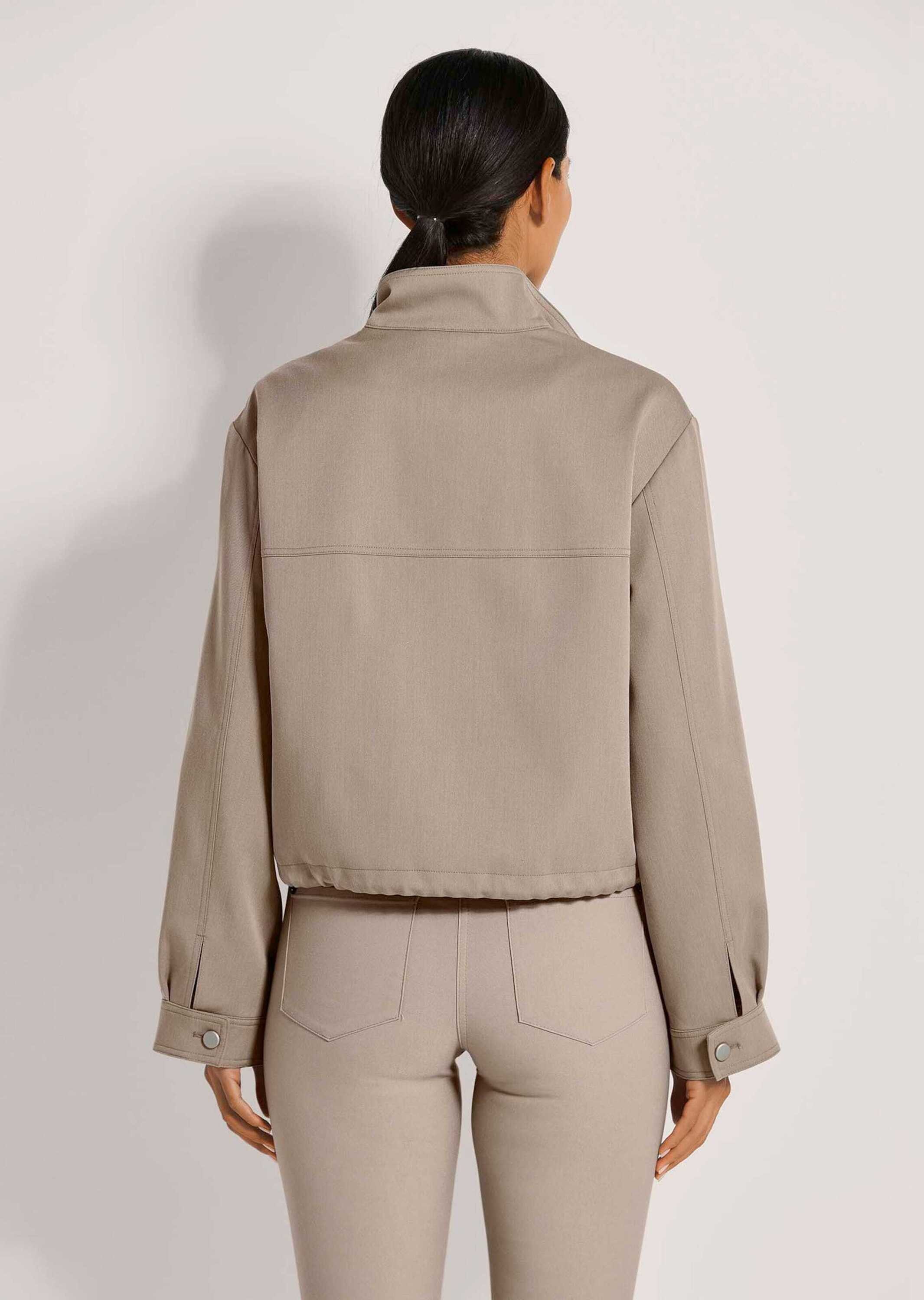 MADELEINE Outdoorjacke Kurzjacke mit Stehkragen