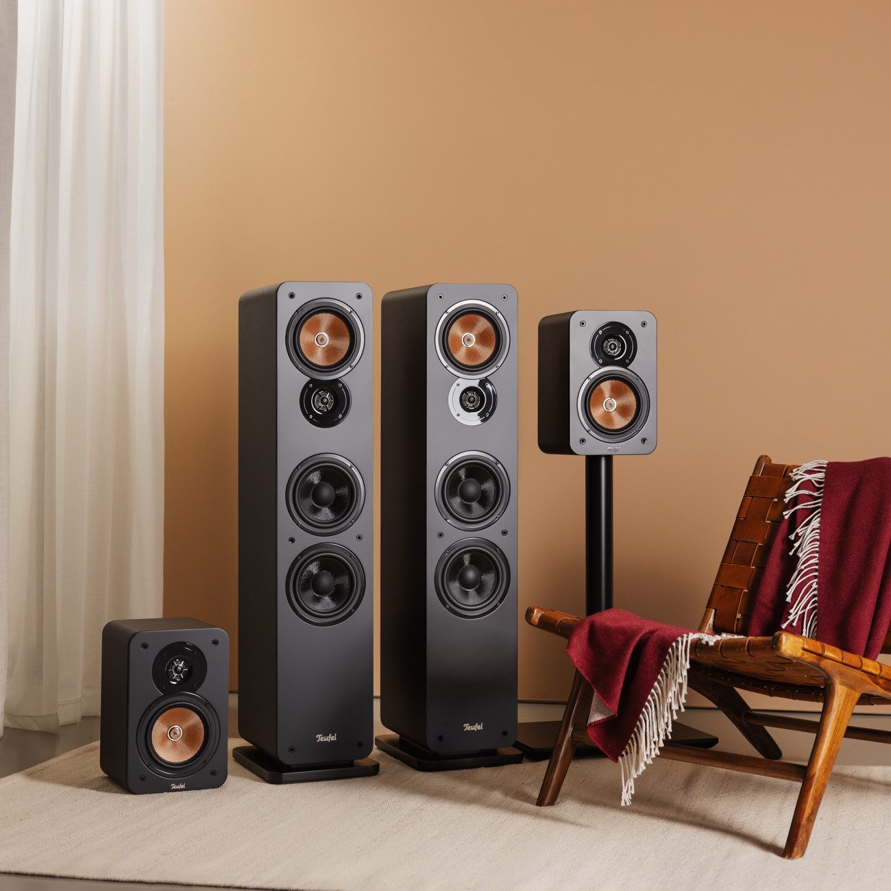 Teufel ULTIMA 40 Surround "5.1-Set" Stand-Lautsprecher (Anschlussklemmen, 440 W, kräftiger 150-Watt-Subwoofer, als Frontfire- oder Downfire-Subwoofer) – Bild 3 von 5