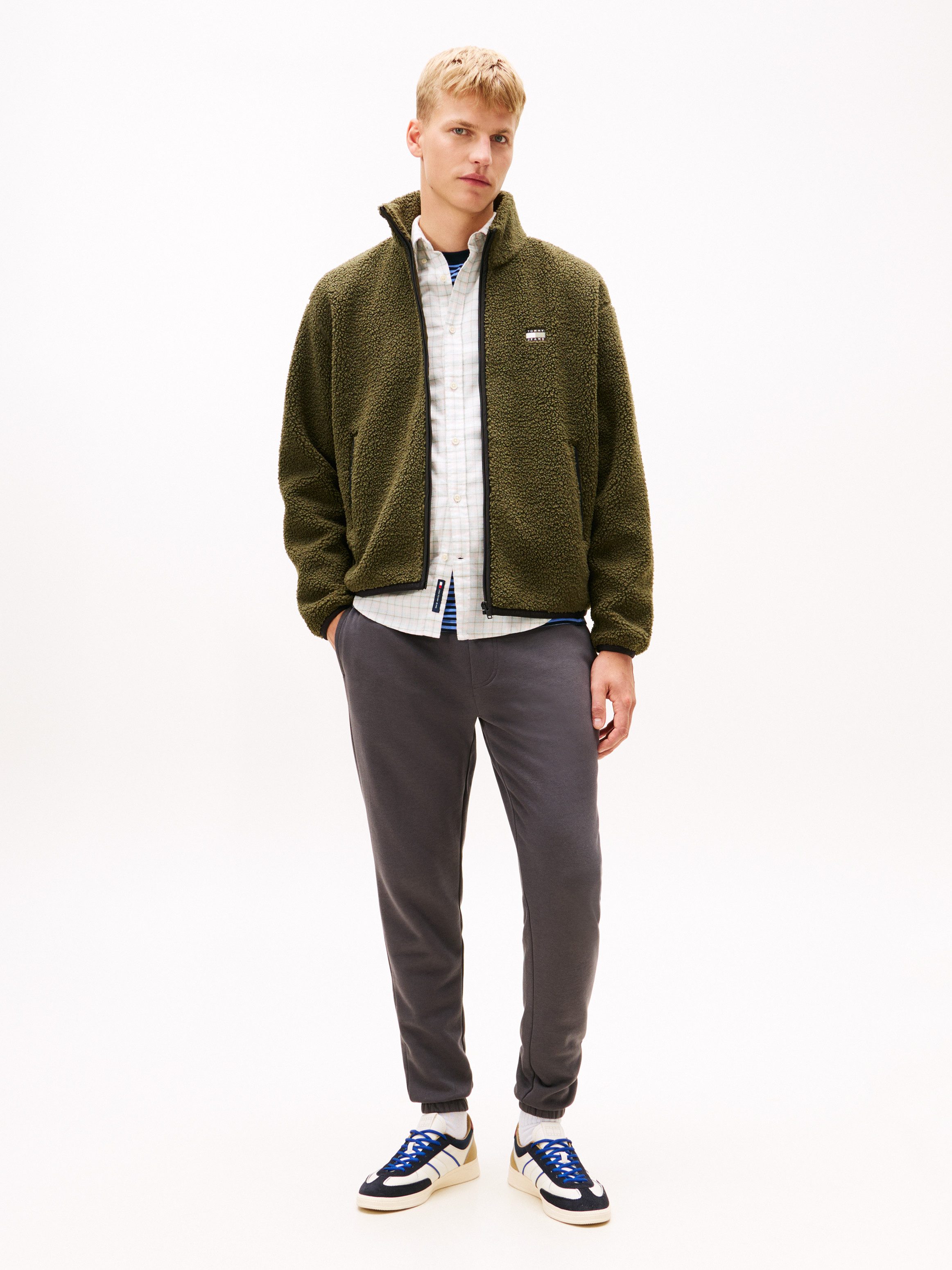 Tommy Jeans Sweathose TJM SLIM S FLAG SWEATPANT Mit Kordelzug