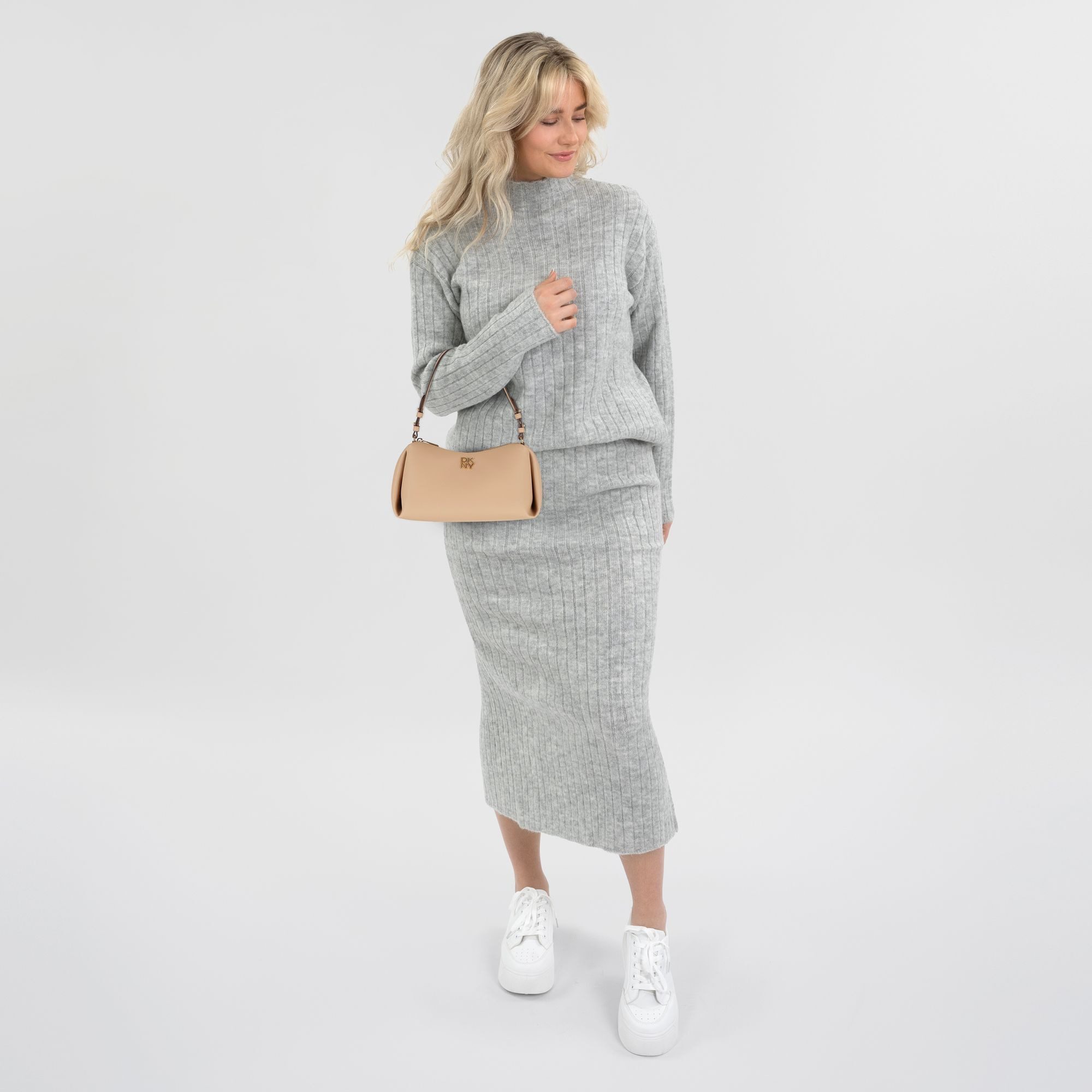 DKNY Schultertasche Remy, Polyurethan günstig online kaufen