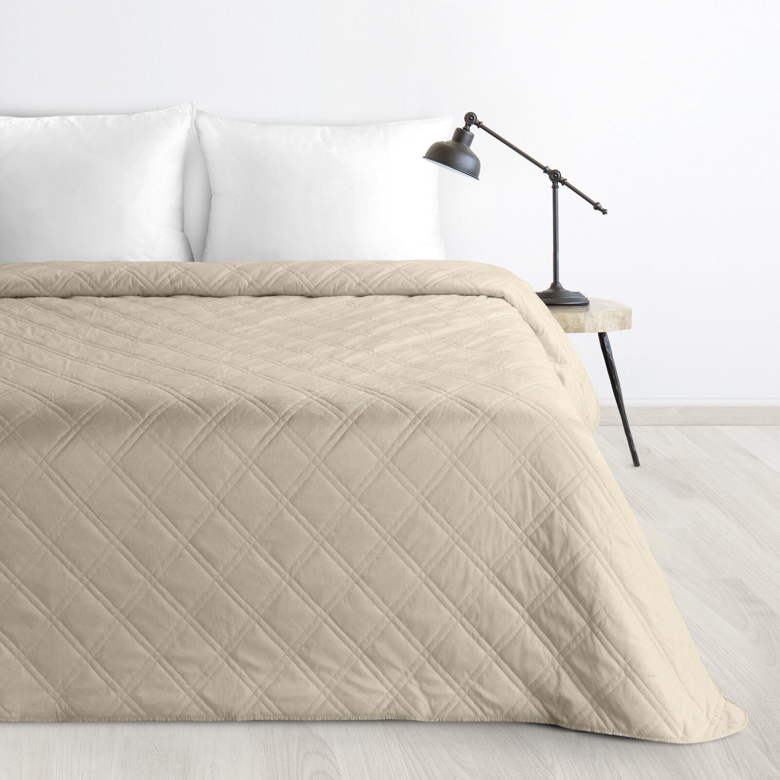 Design91 Tagesdecke Steppdecke LUIZ8 aus Samt Weicher Bett- und Sofaüberwur günstig online kaufen