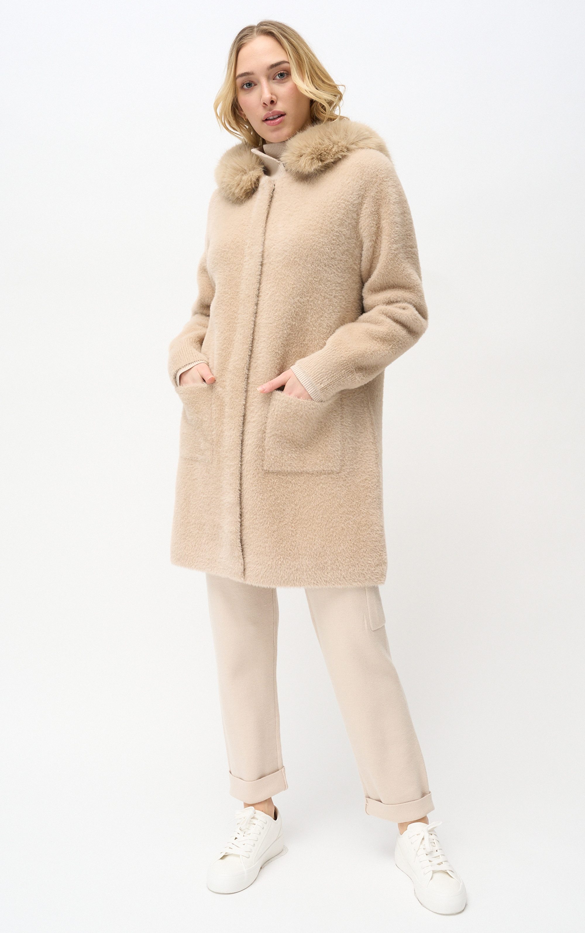 Passioni Strickmantel mit Vordertaschen und Kunstpelzkragen mit Kapuze günstig online kaufen