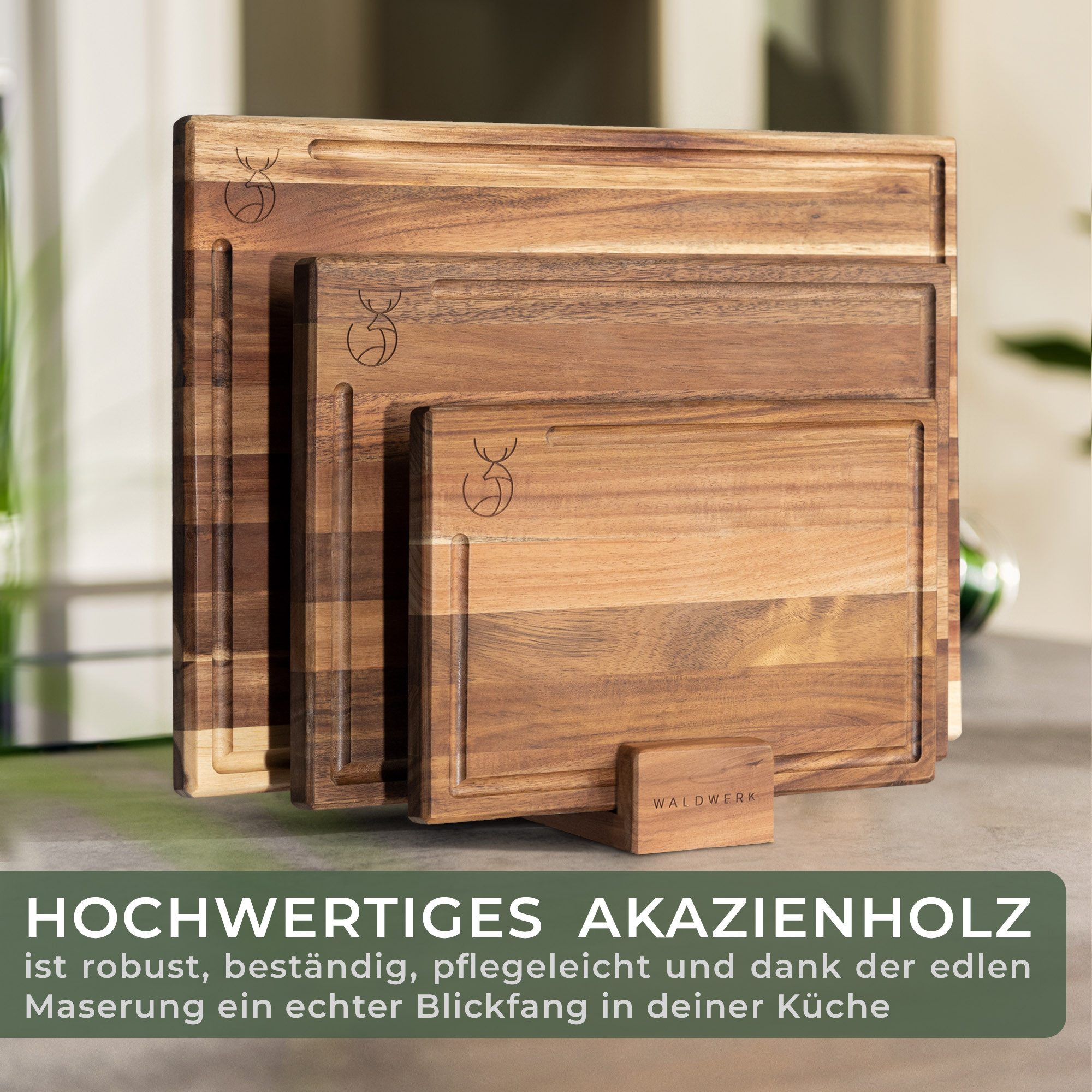 Waldwerk Schneidebrett Schneidebrett 3er Set (40x30 / 33x24 / 26x18cm) aus massiver Akazie, (3-St), Set mit Brettständer - 2cm dicke Holzbretter mit Saftrille