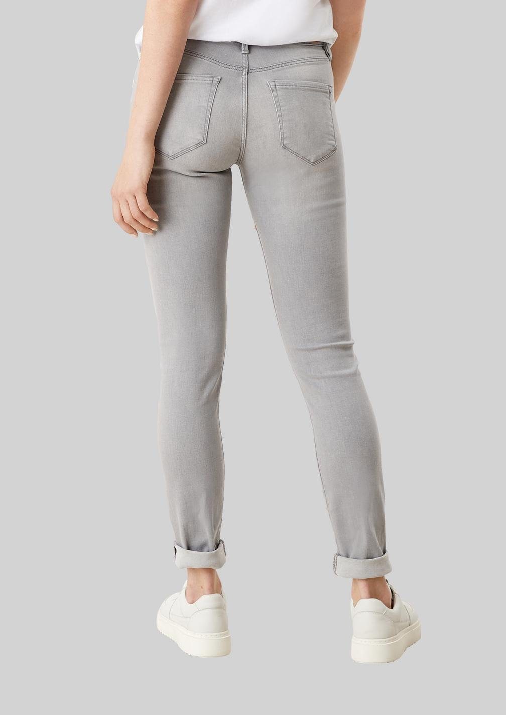 s.Oliver Skinny-fit-Jeans IZABELL Skinny Fit 5-Pocket-Form Jeans in klassischer Taschen mit