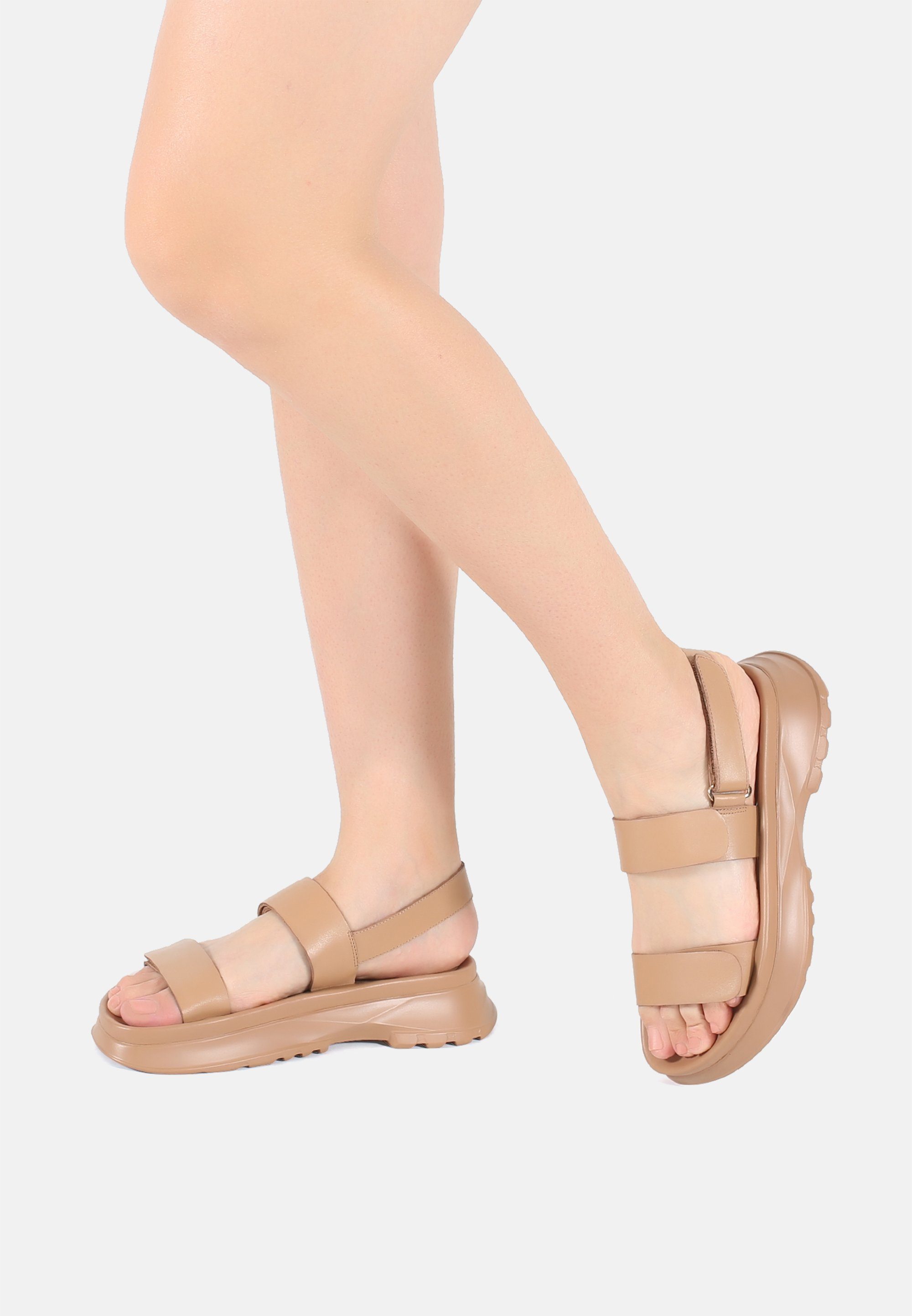Schuhe Sandalen ekonika Sandale im angesagten Sport-Chic-Stil
