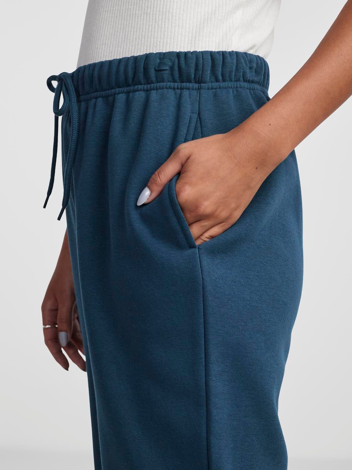 pieces Jogginghose PCCHILLI HW SWEAT PANTS günstig online kaufen