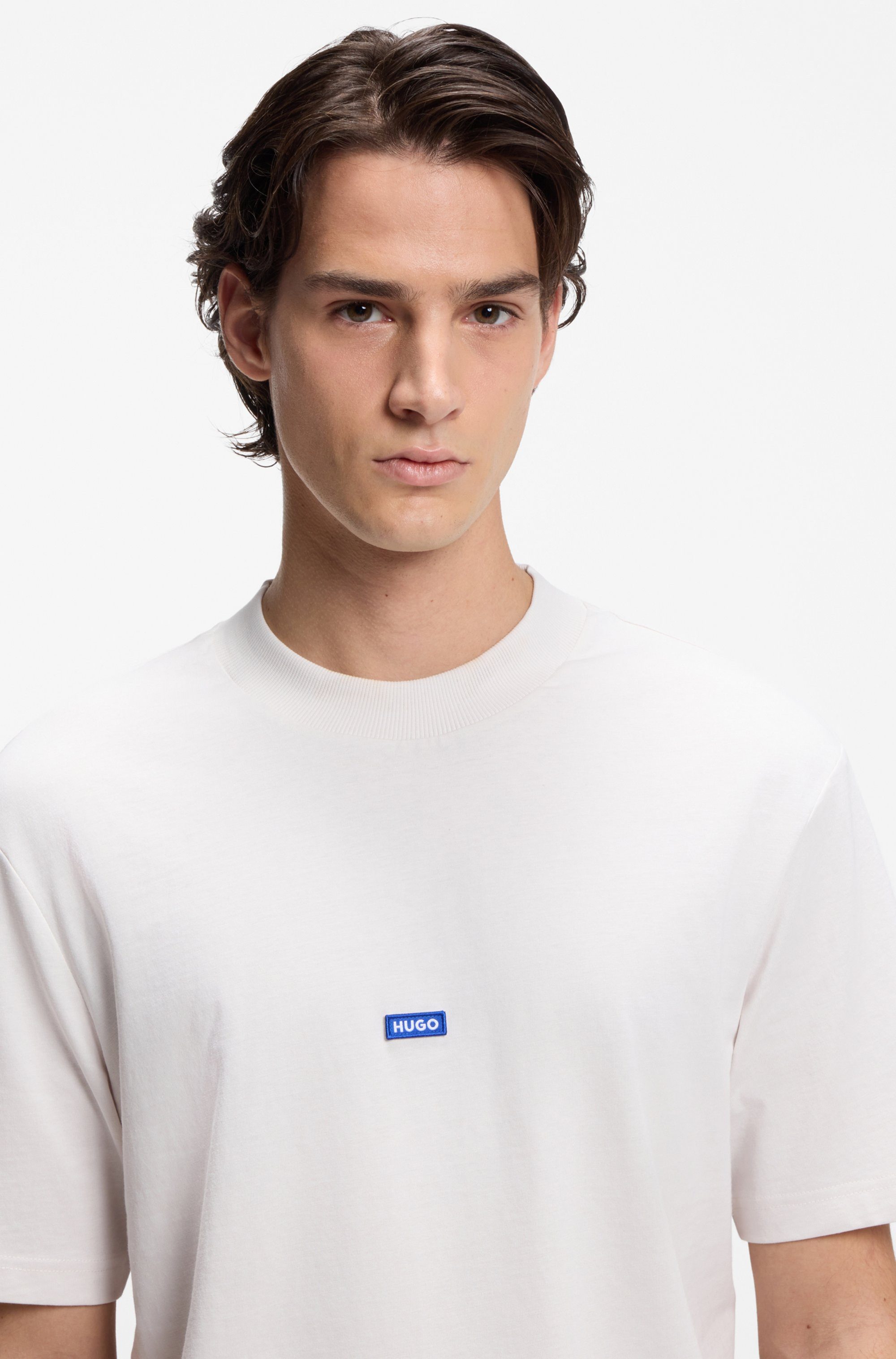 HUGO Blue T-Shirt Nieros mit Logo-Patch günstig online kaufen