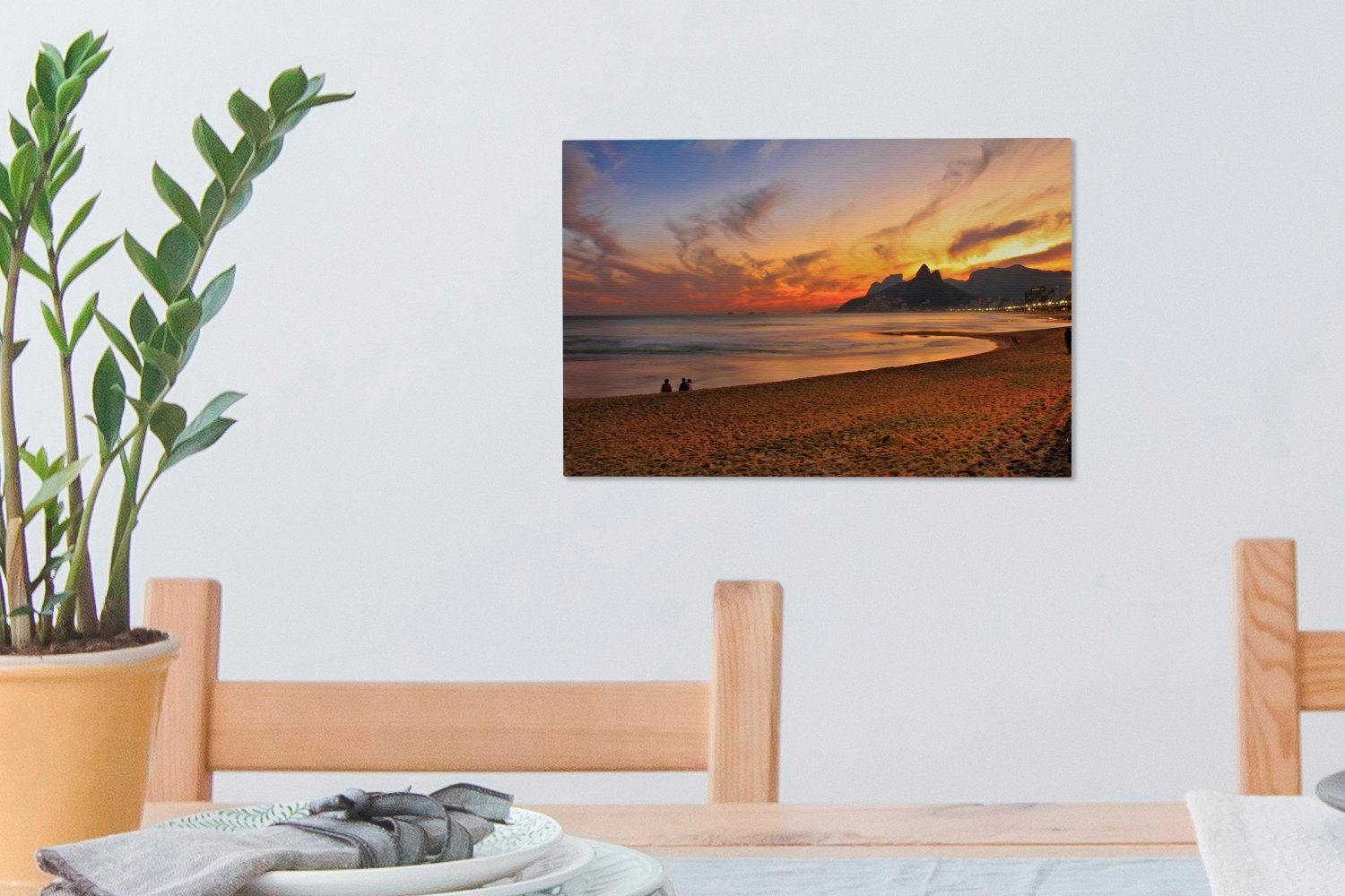OneMillionCanvasses® Leinwandbild Der südamerikanische cm (1 30x20 Sonnenuntergang, bei Leinwandbilder, Ipanema St), in Brasilien Strand Aufhängefertig, Wandbild Wanddeko