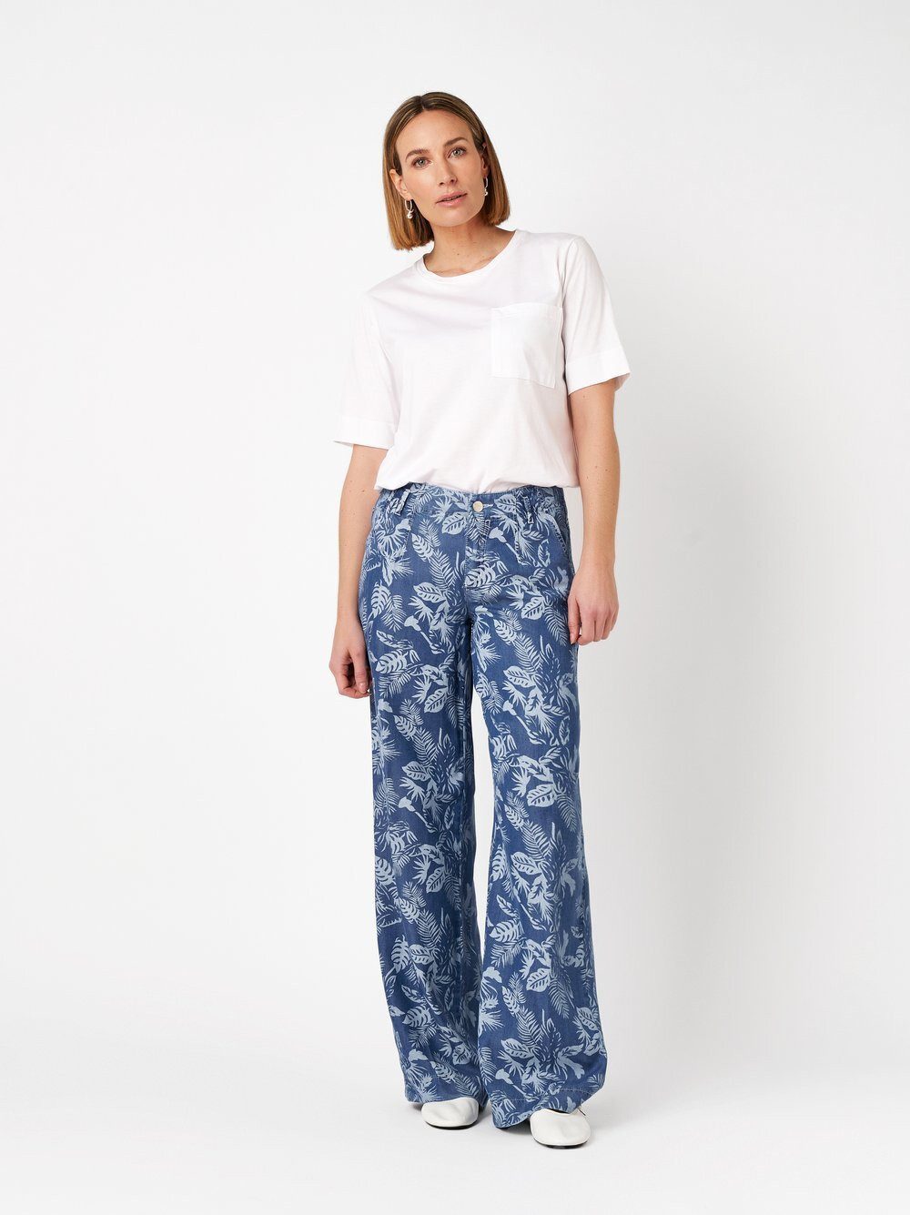TONI Palazzohose Liv Wide mit tropischem Print