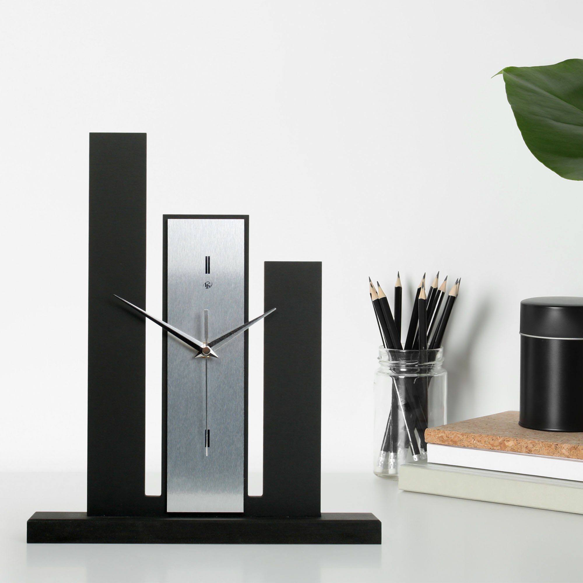 Holz, Metallic-Look ohne schwarze aus Kreative Ticken Tischuhr Designer-Standuhr Feder modernem Standuhr „Stairs“ in