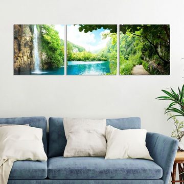 DEQORI Glasbild 'Wasserfall im grünen Wald', 'Wasserfall im grünen Wald', Glas Wandbild Bild schwebend modern