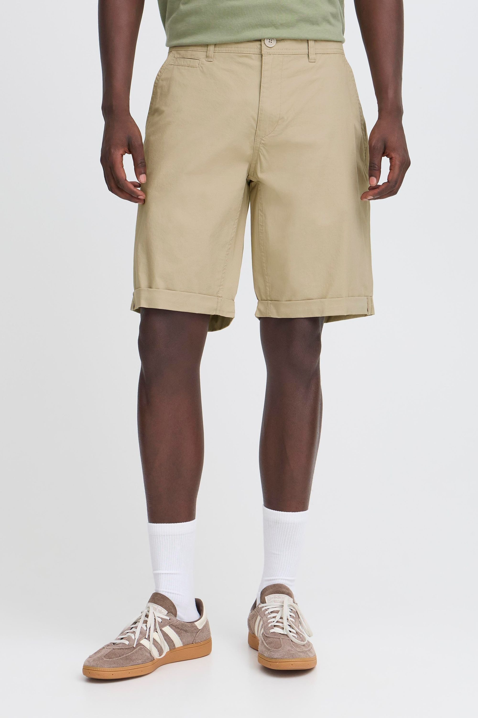 Blend Chinoshorts BHTigo Basic Chino Shorts mit Taschen