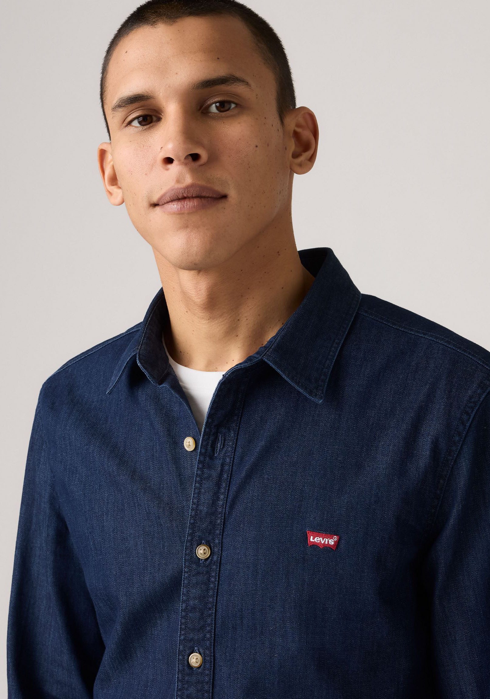Levi's® Jeanshemd LS BATTERY HM SHIRT SLIM aus pflegeleichtem Baumwollmix