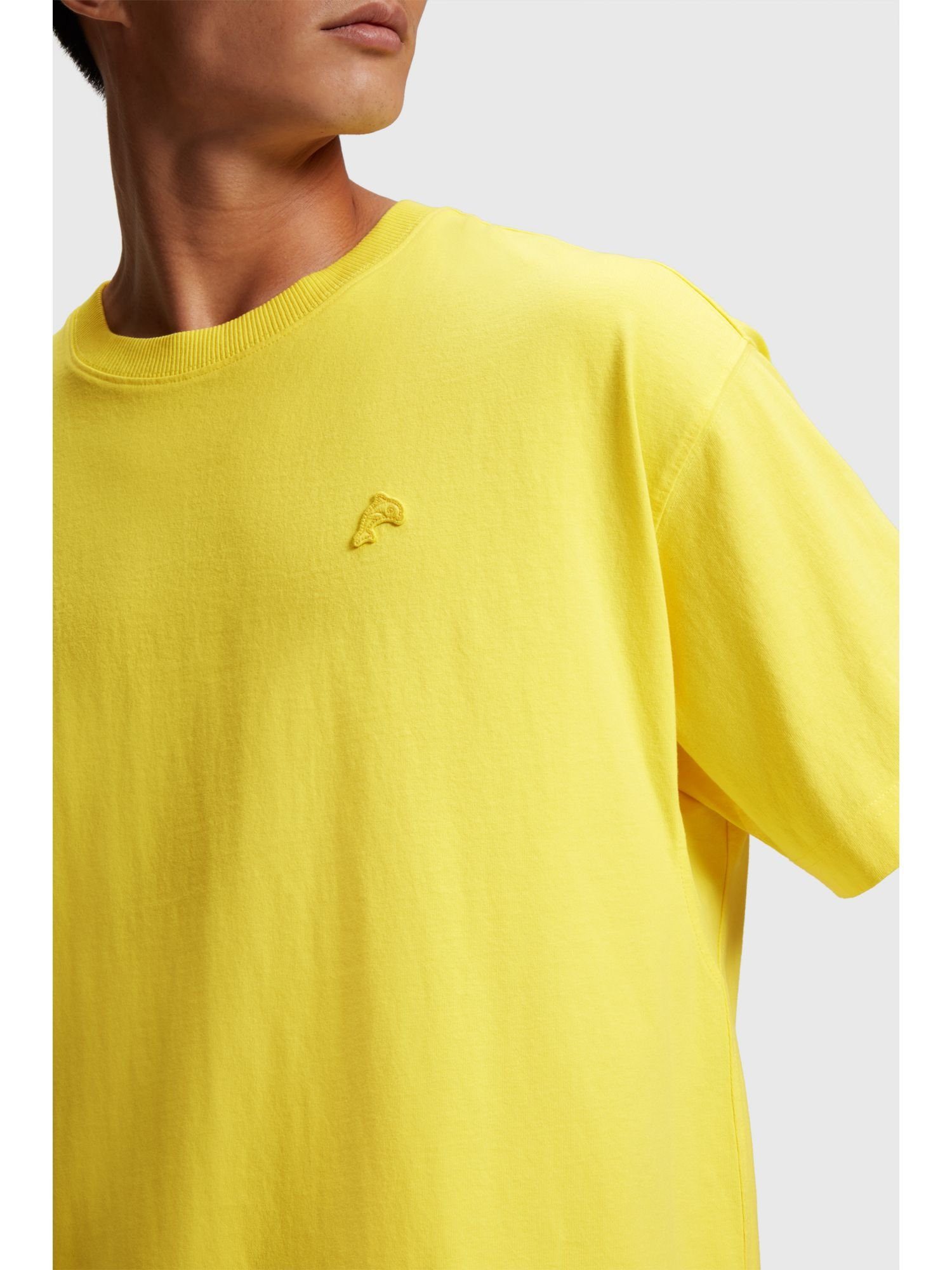 Esprit T-Shirt Dolphin-Batch Relaxed Fit (1-tlg) farbigem mit YELLOW T-Shirt