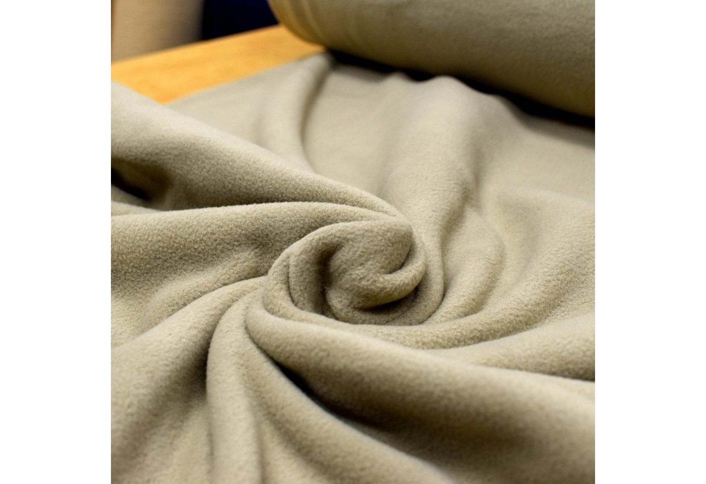 Thumbnail - MAGAM-Stoffe Stoff "Lisa", Fleece Stoff Antipilling uni einfarbig ÖKO-TEX Meterware 50cm