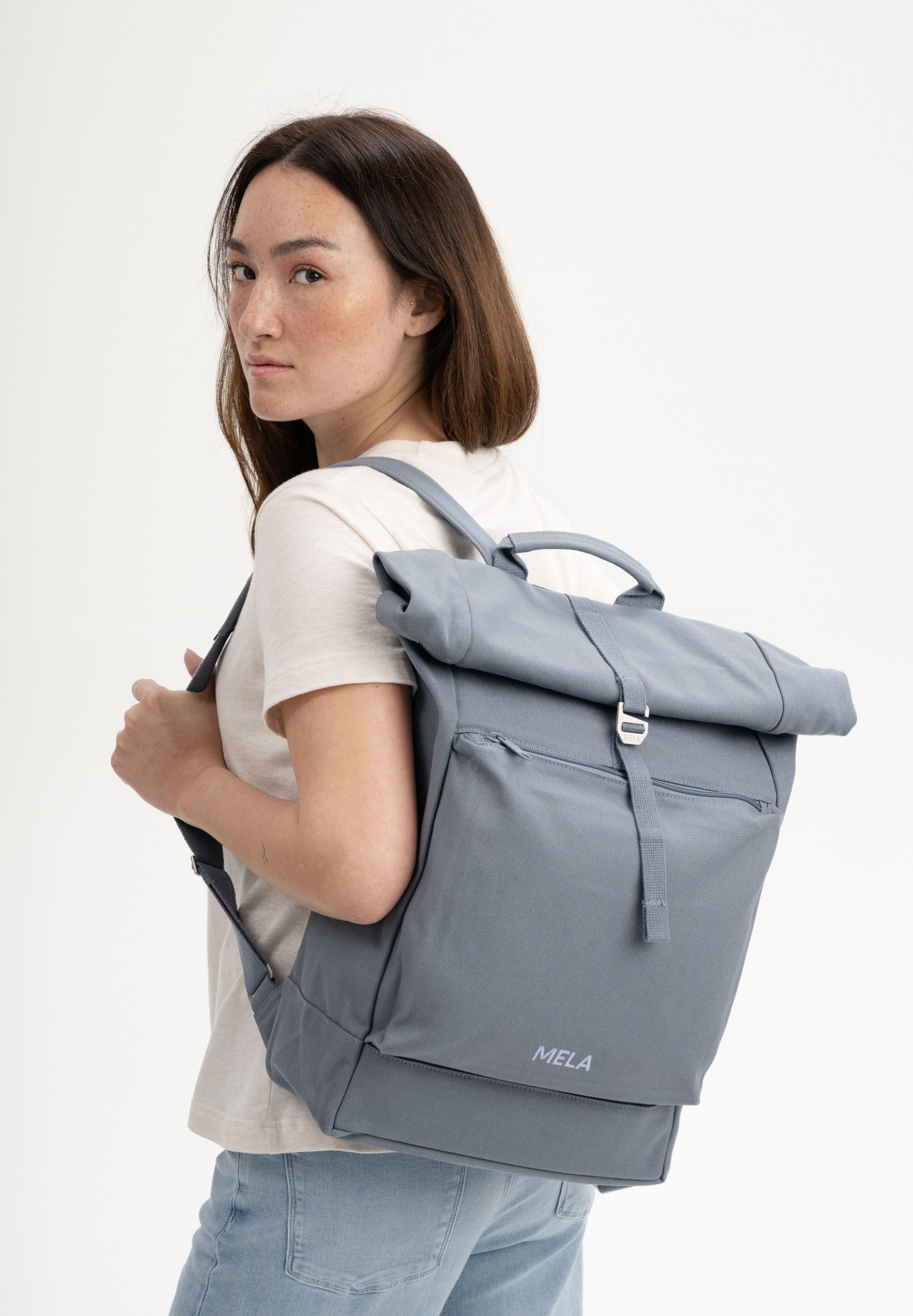 MELA Rucksack Rucksack Style AMAR, Veganer Rolltop mit erweiterbaren Volumen