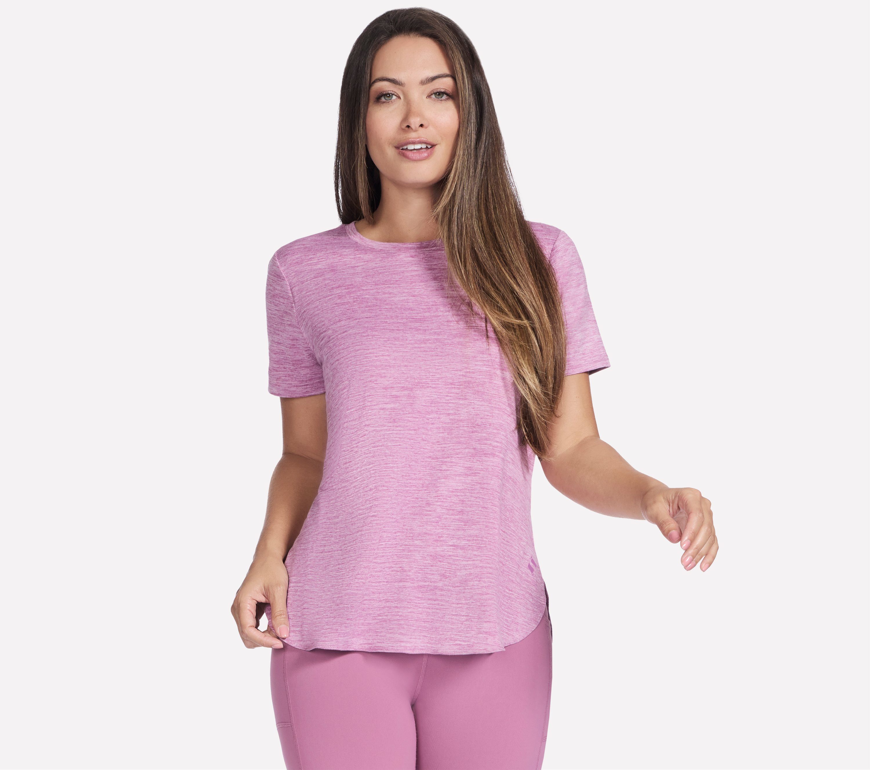 Skechers Funktionsshirt Tunic Tee mit Markenlabel, aus Polyester und Elasthan, elastisches Material
