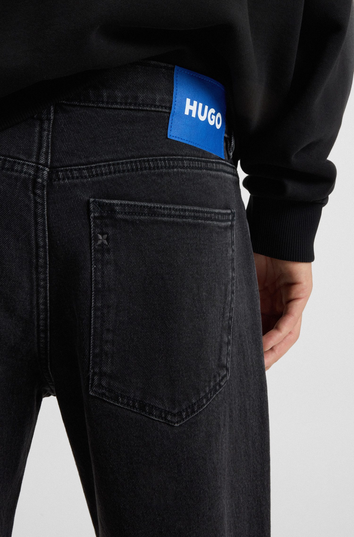 HUGO Blue Tapered-fit-Jeans Brody mit Stone-washed-Finish günstig online kaufen
