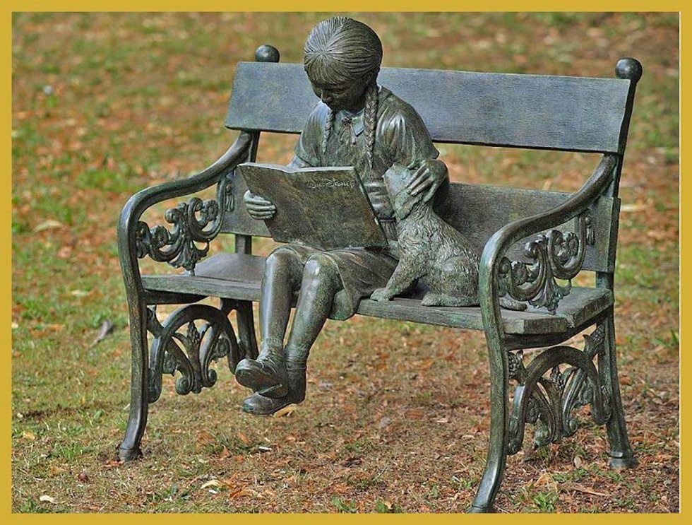 IDYL Gartenfigur IDYL Bronze-Skulptur Mädchen auf Bank, Bronze