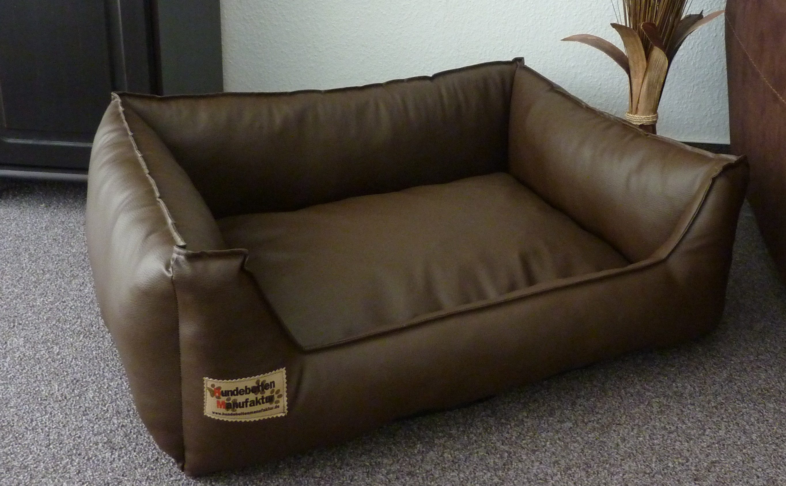 Hundebettenmanufaktur Hundekorb Hundesofa Schlafplatz Kunstleder Similpelle günstig online kaufen