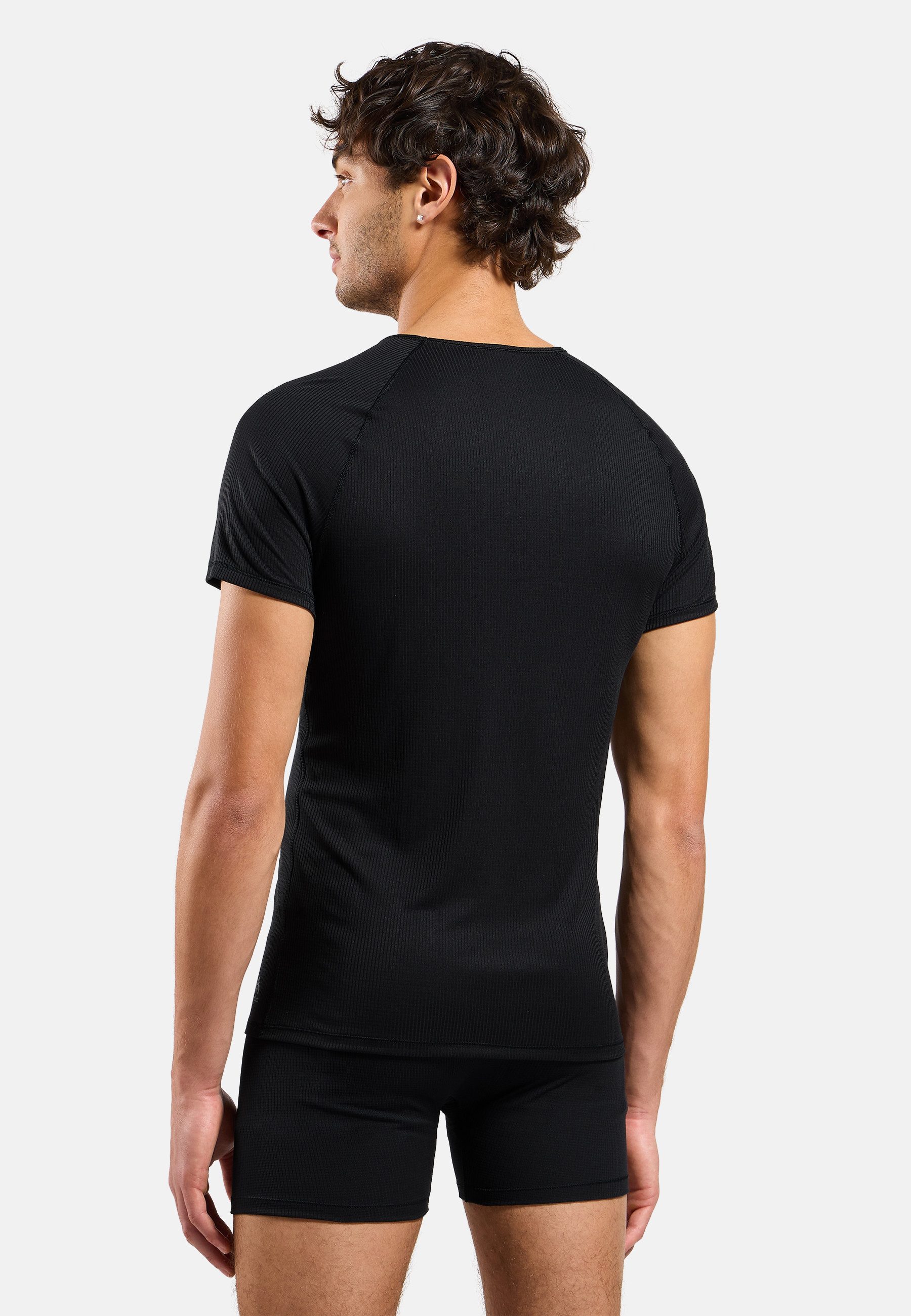Odlo Funktionsshirt BL TOP crew neck s/s-ACTIVE LIGHT mit Rundhalsausschnitt, Kurzarm-Design, atmungsaktiv