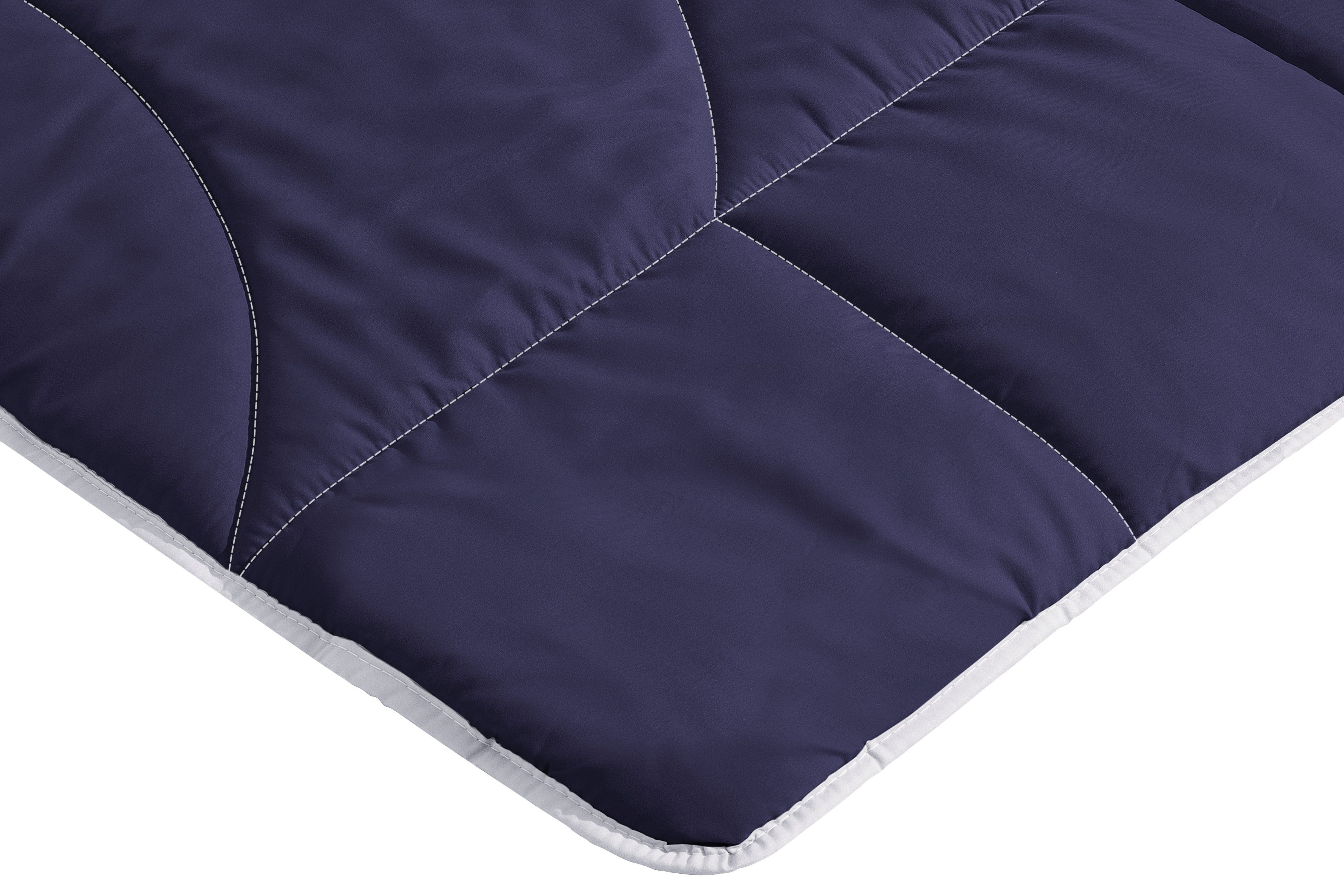 OTTO home Microfaserbettdecke Microlux, Bettdecke 135x200 cm und Übergrößen bis 240x220cm, Füllung: Feuchtigkeitsregulierende 3D Klimafaser (Polyester), Bezug: Microfaser-Feinbatist, fest versteppter Bezug - keine Bettwäsche nötig, Sommer, Winter