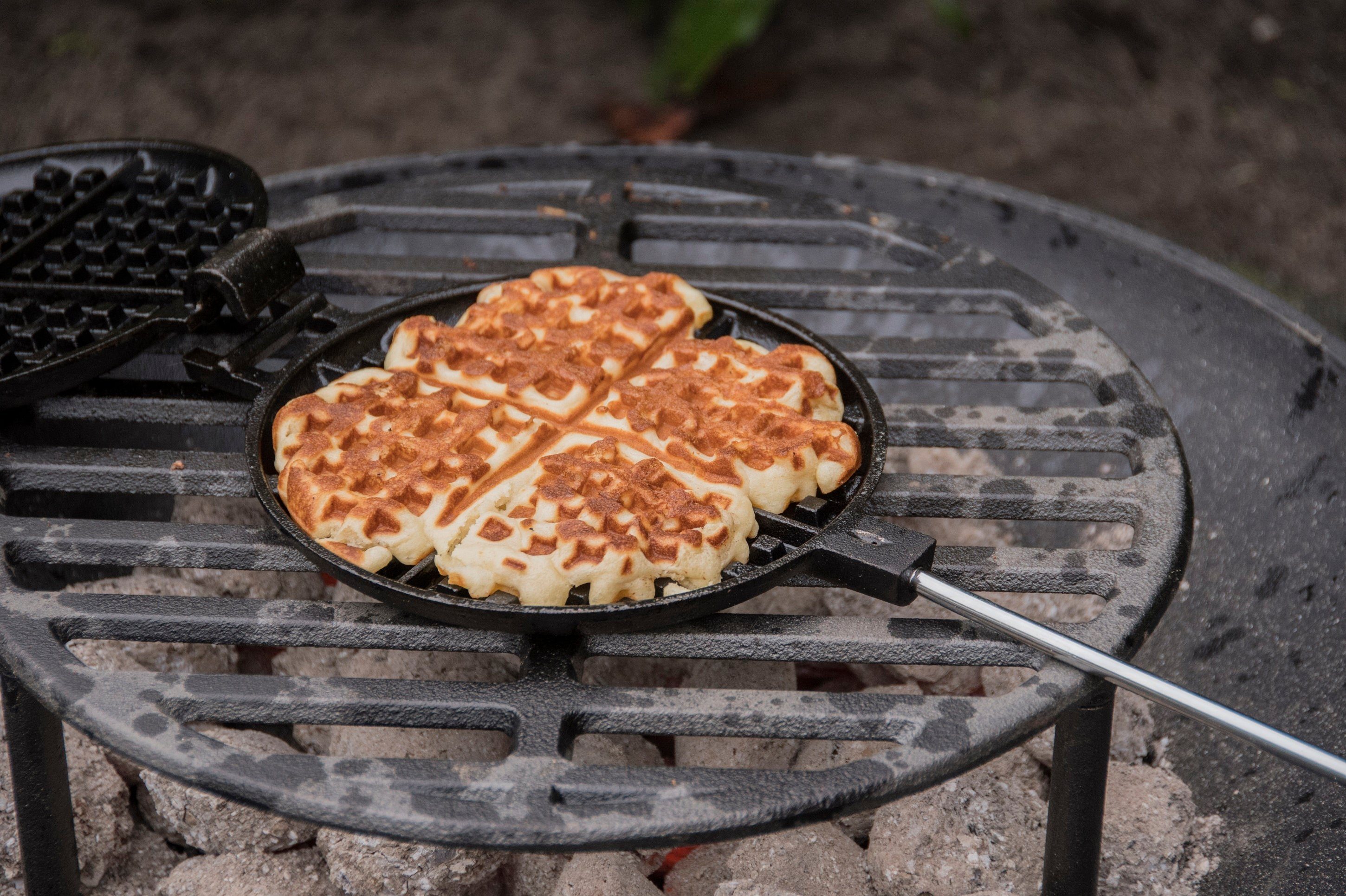 esschert design Feuerschale Waffeleisen Outdoor Lagerfeuer Kamin Grill Metall langer Griff, (1 x Waffeleisen)