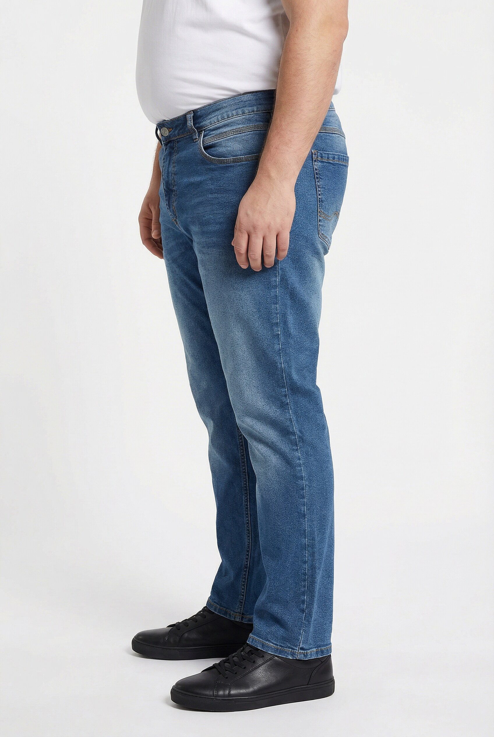 Men Plus 5-Pocket-Jeans Jeans 5-Pocket Tapered Loose Fit – Bild 4 von 5